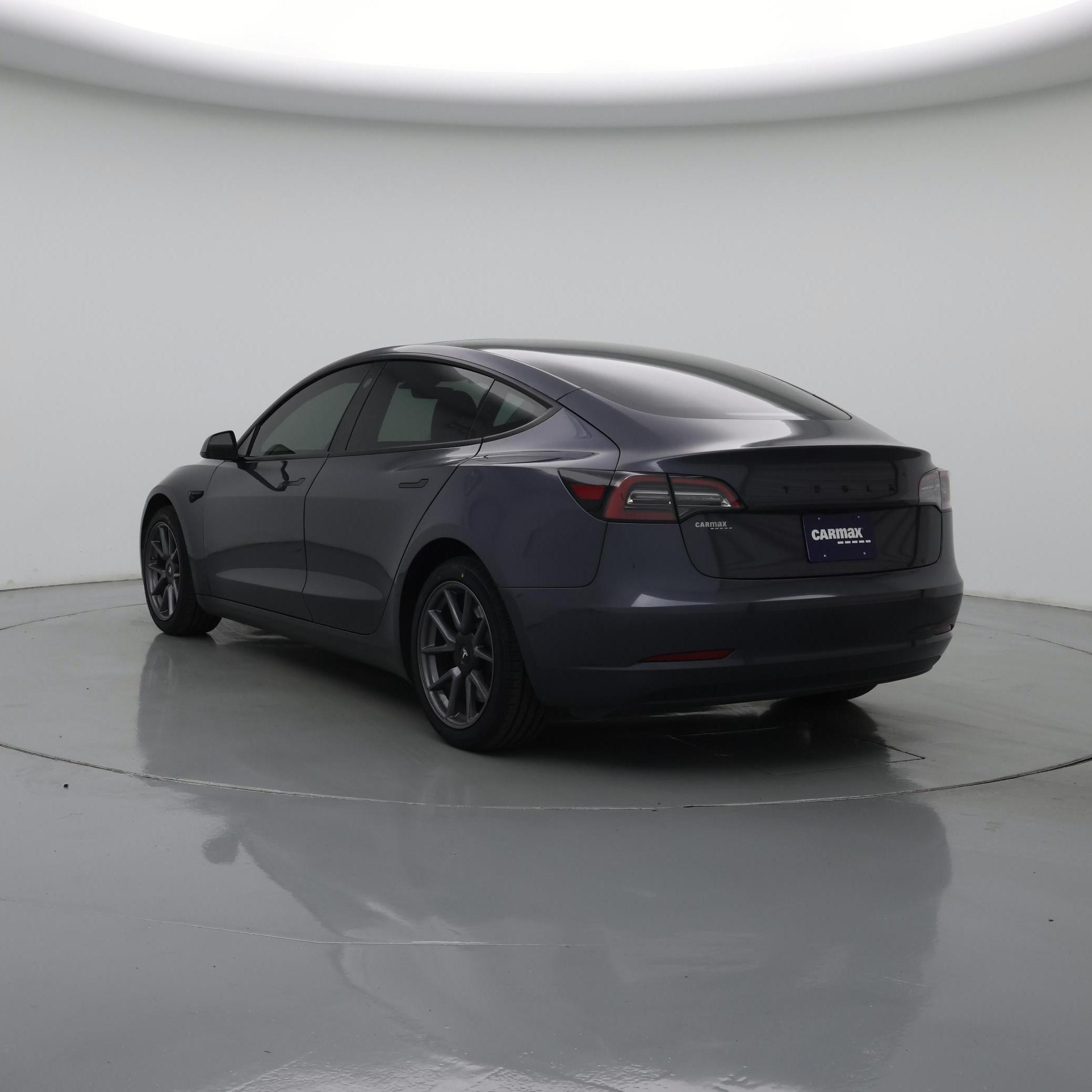 Thumbnail: 2023 Tesla Model 3 - 2