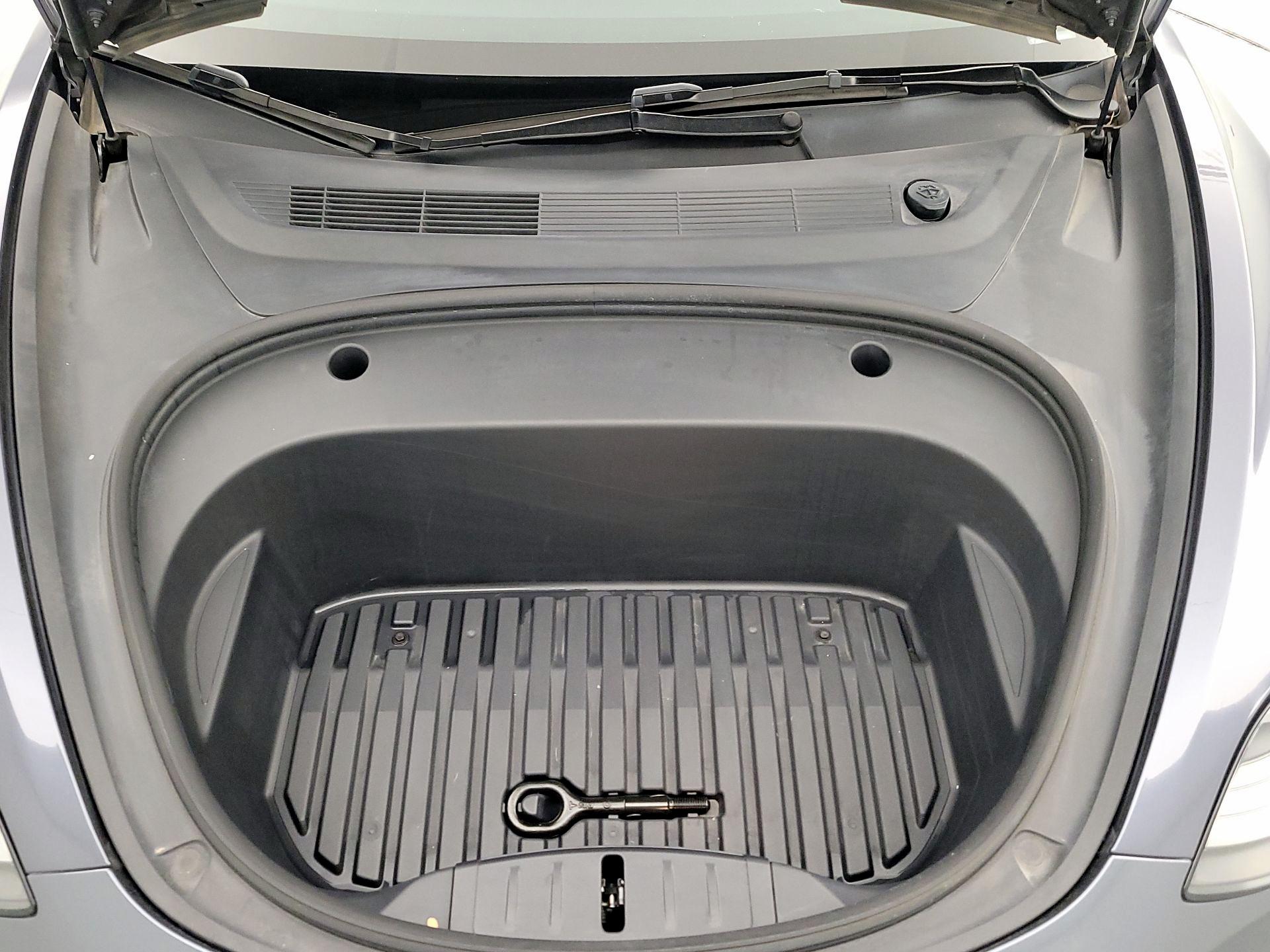 Thumbnail: 2023 Tesla Model 3 - 20