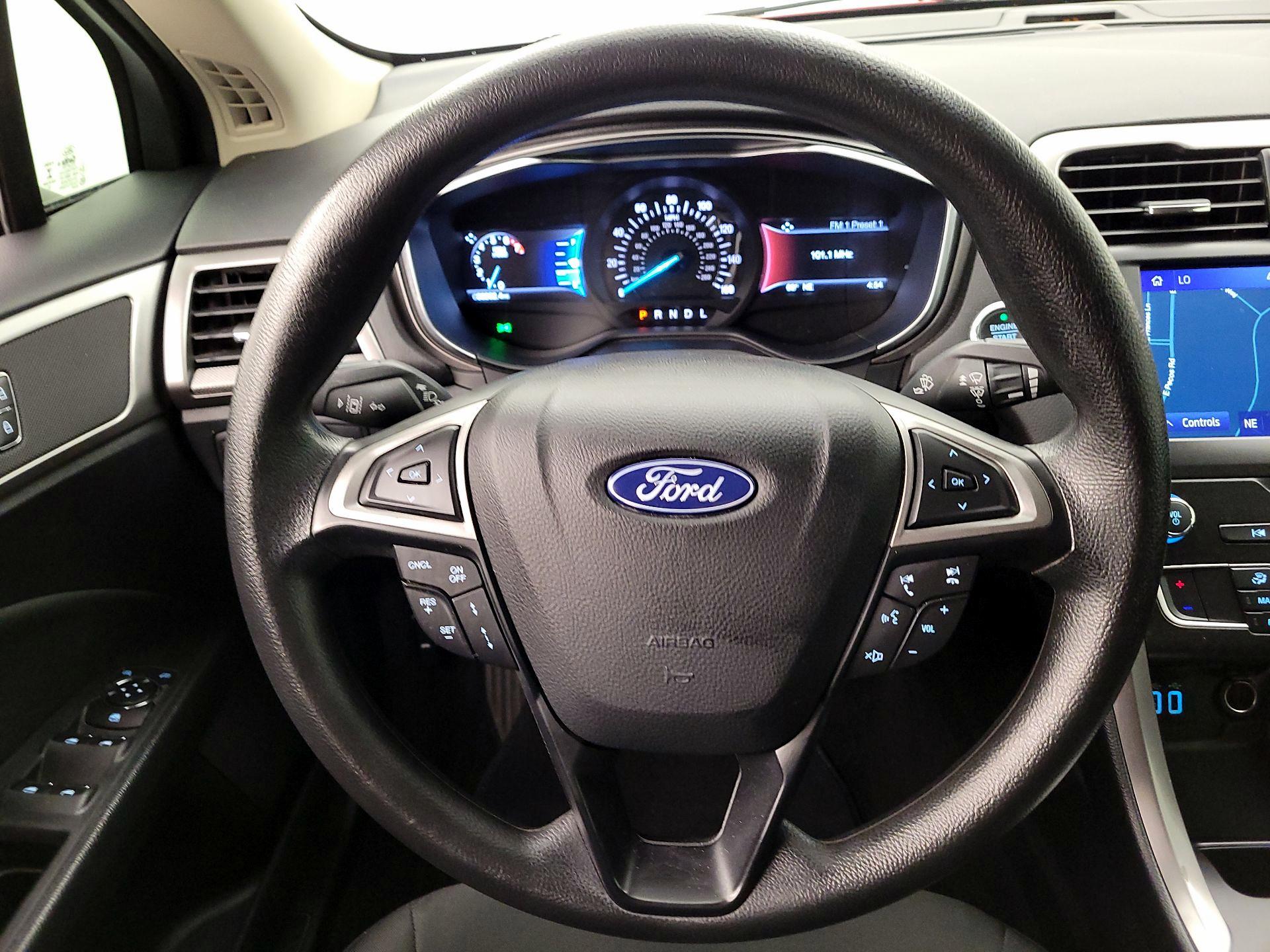 Thumbnail: 2020 Ford Fusion - 10