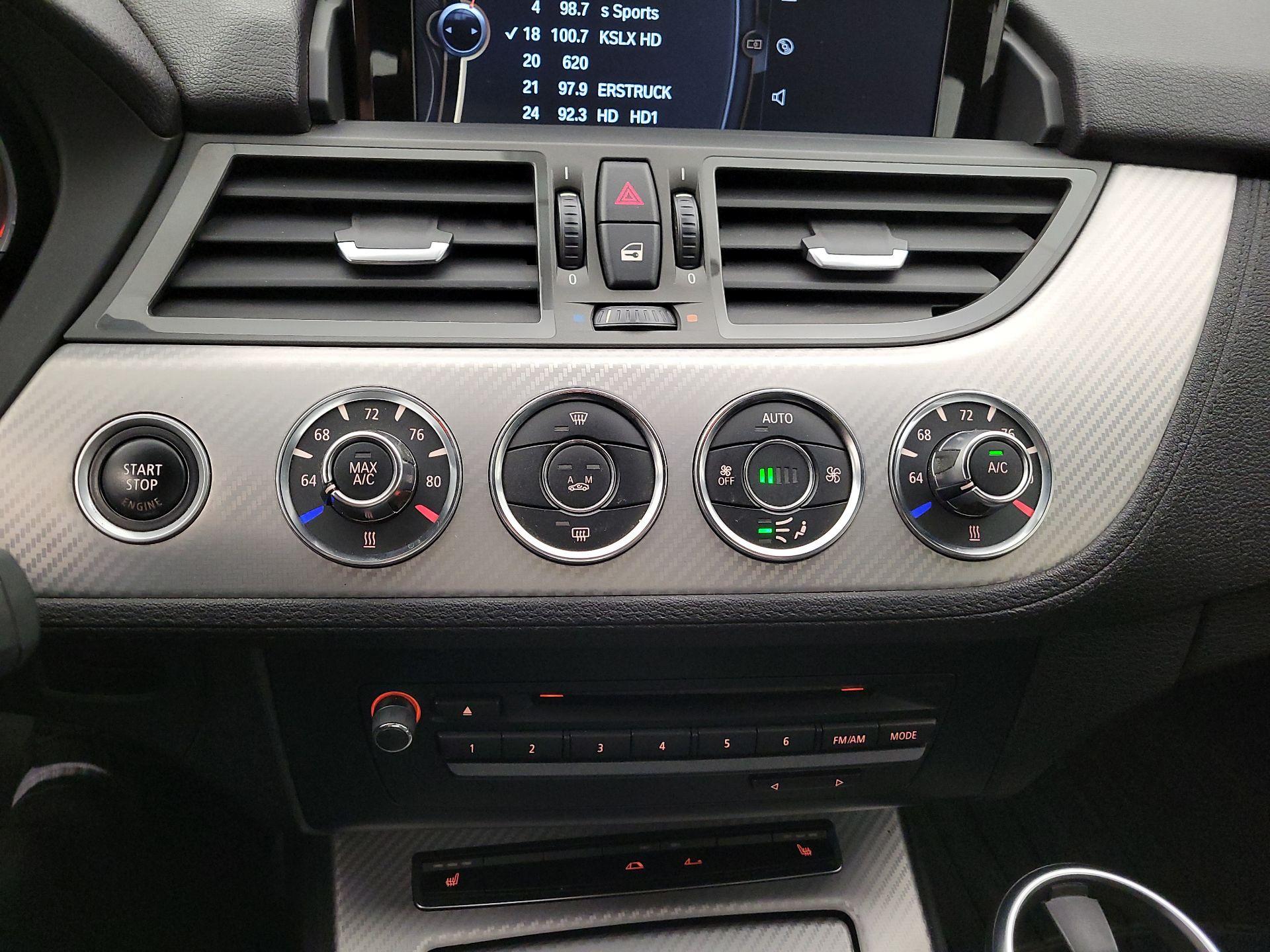 Thumbnail: 2015 BMW Z4 - 16