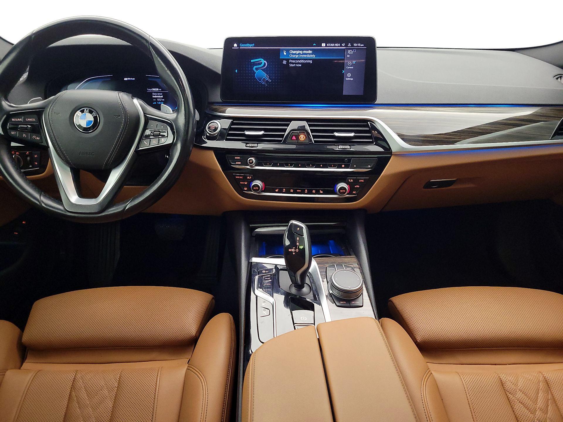 Thumbnail: 2021 BMW 5 Series - 9