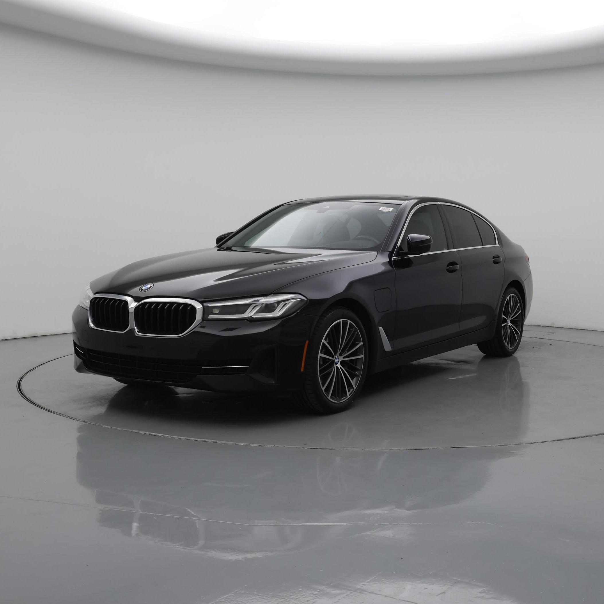 Thumbnail: 2021 BMW 5 Series - 4