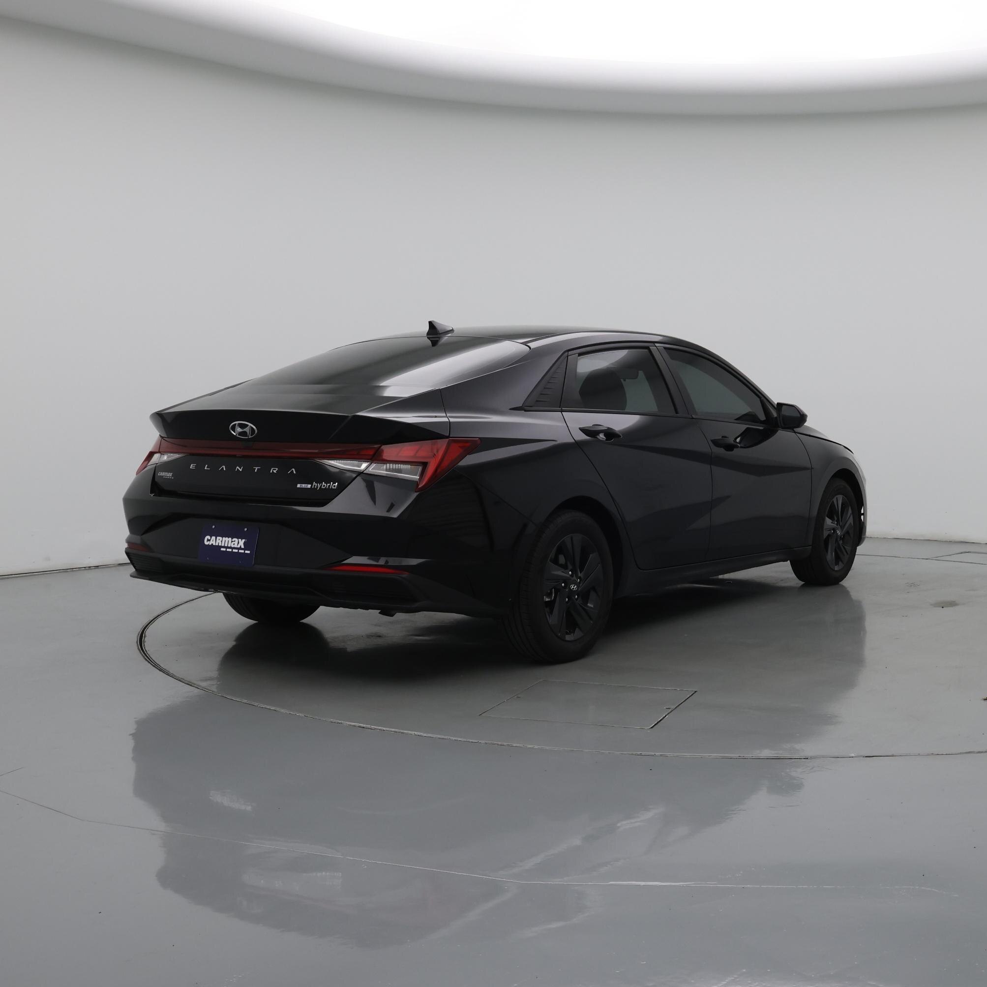 Thumbnail: 2023 Hyundai Elantra - 8