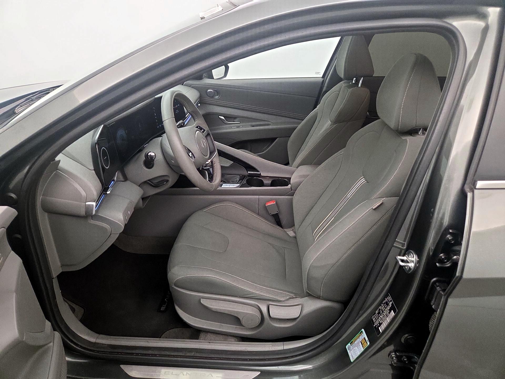Thumbnail: 2024 Hyundai Elantra - 11