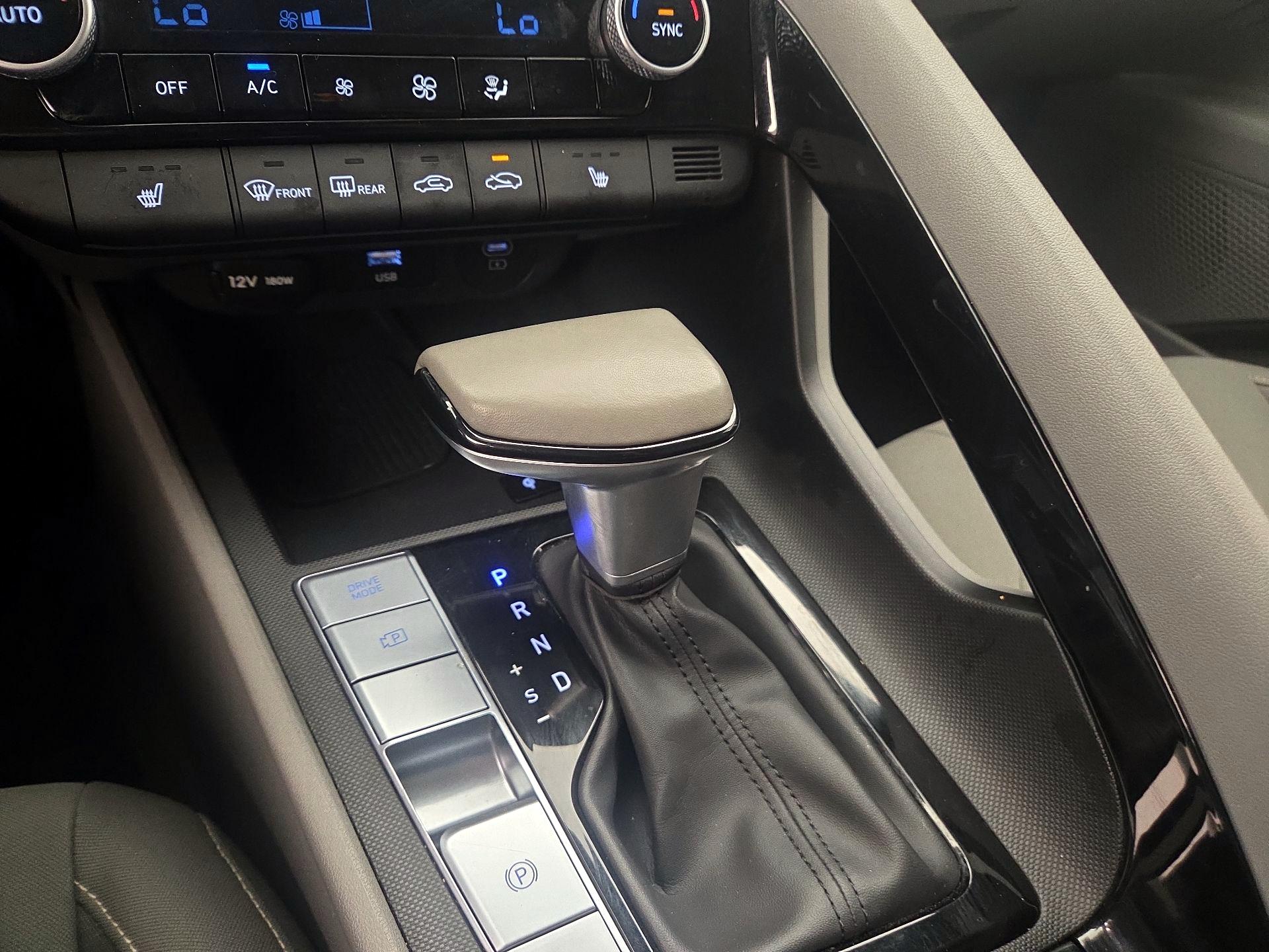 Thumbnail: 2024 Hyundai Elantra - 18