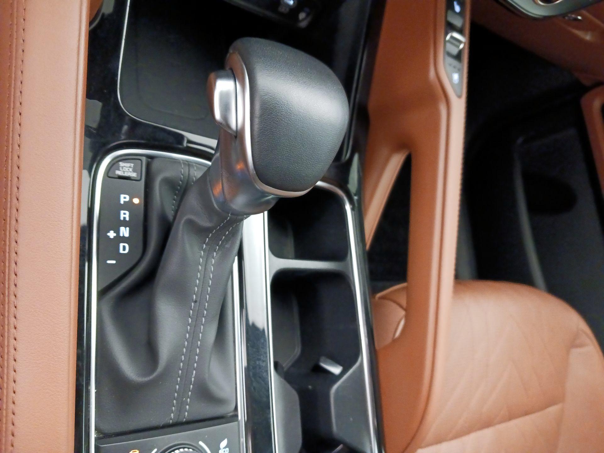 Thumbnail: 2024 Kia Telluride - 17