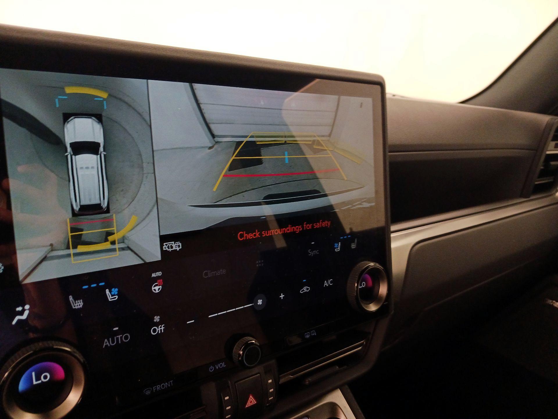 Thumbnail: 2024 Lexus GX - 15