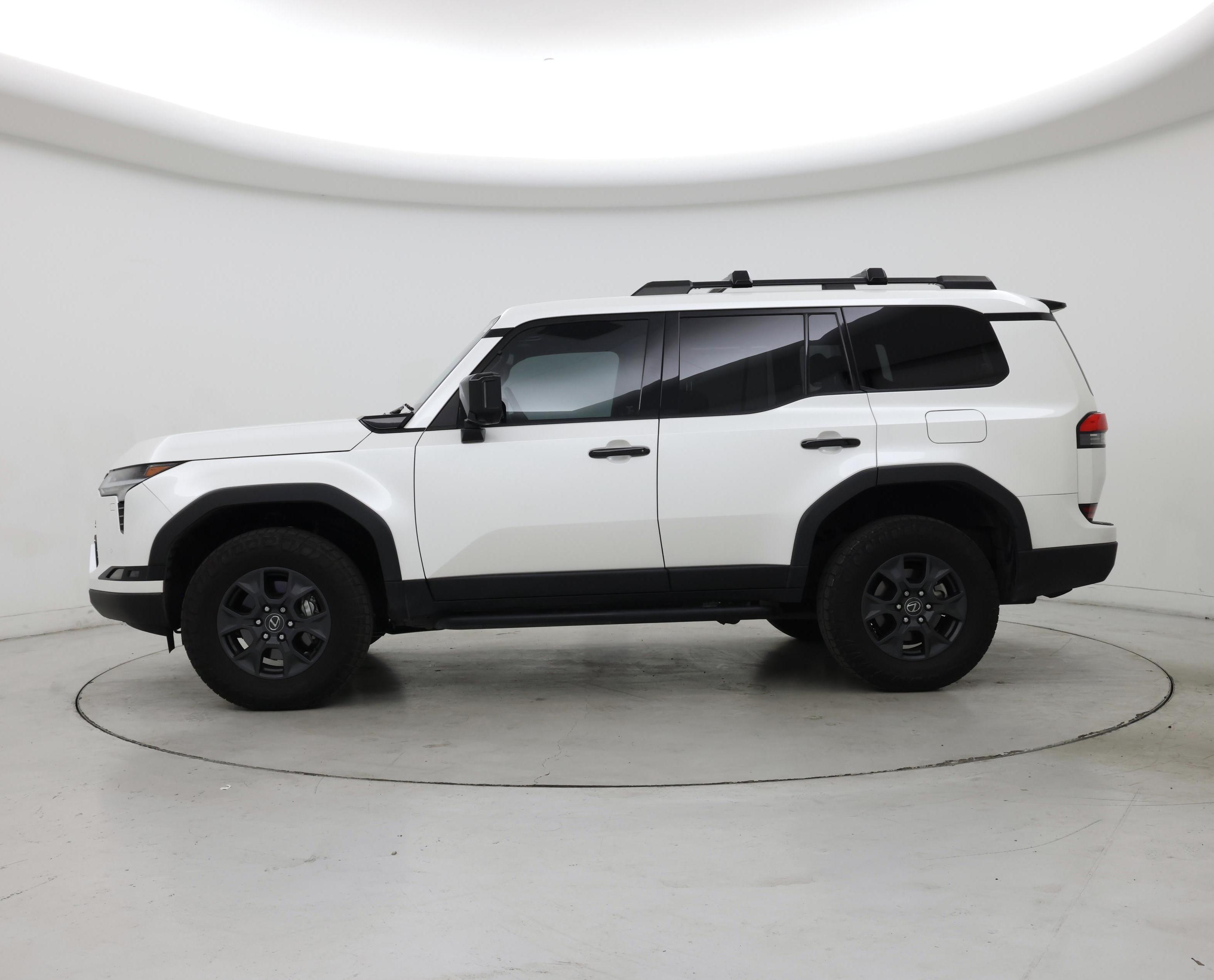 Thumbnail: 2024 Lexus GX - 3