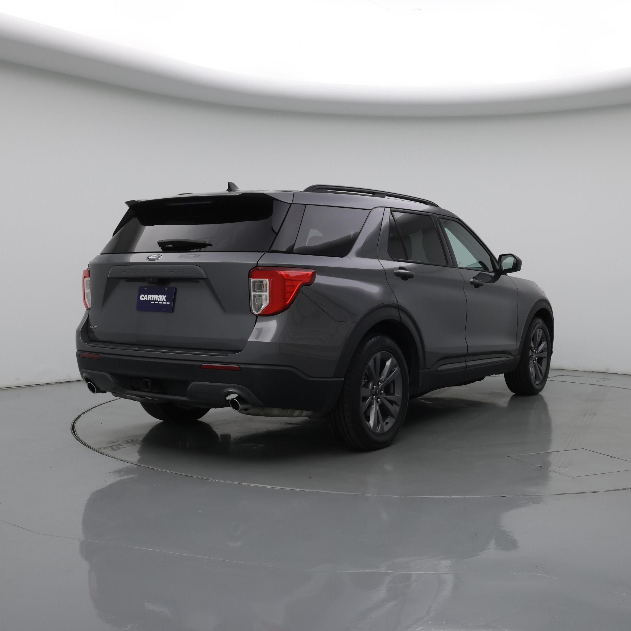 Thumbnail: 2021 Ford Explorer - 8