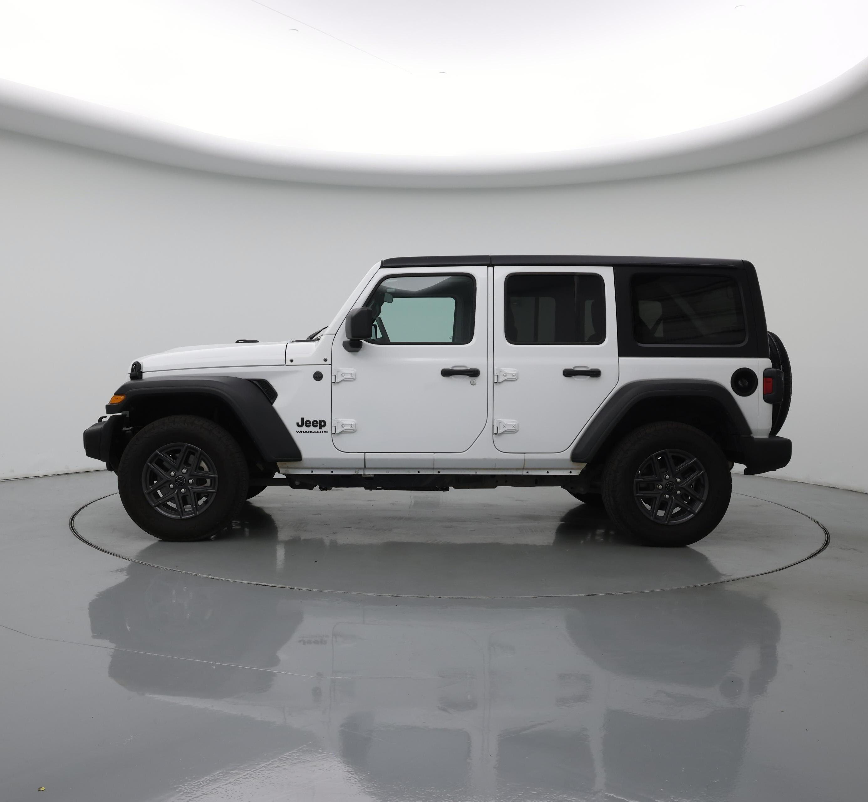 Thumbnail: 2025 Jeep Wrangler - 3