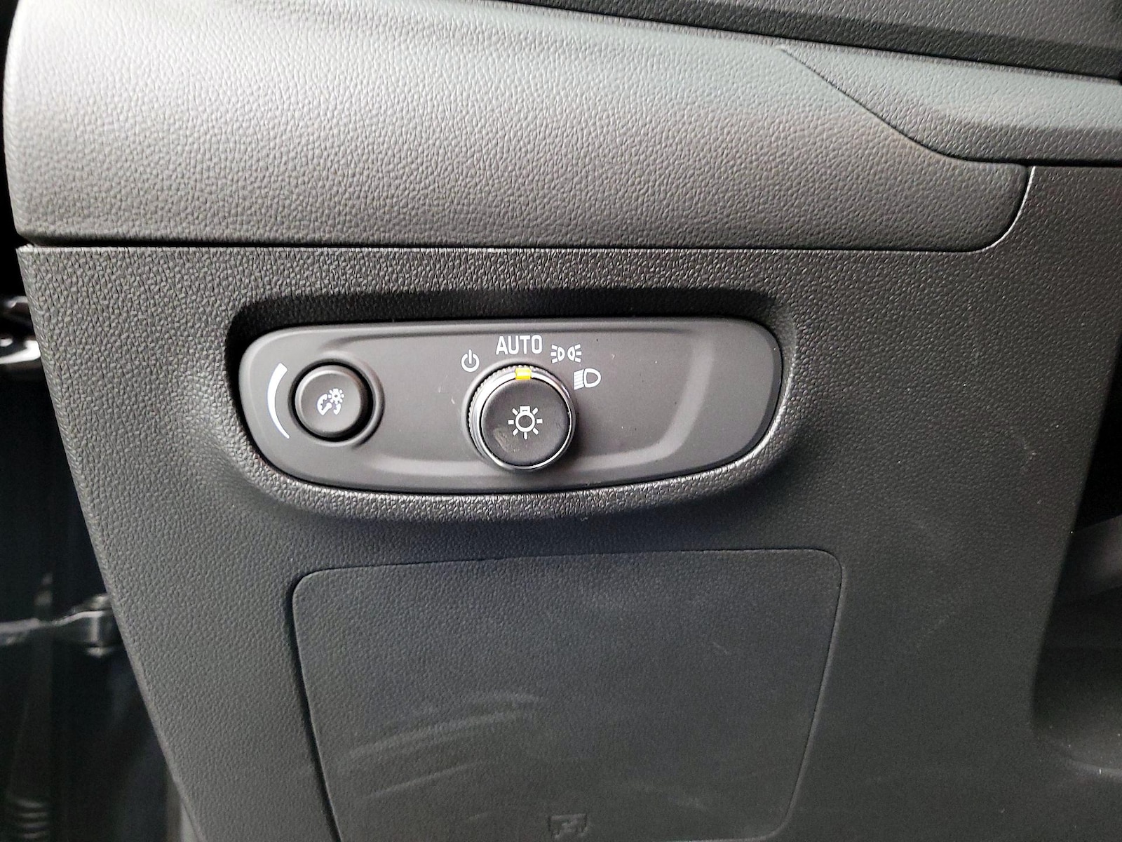 2025 Buick Encore GX Preferred - Photo 14