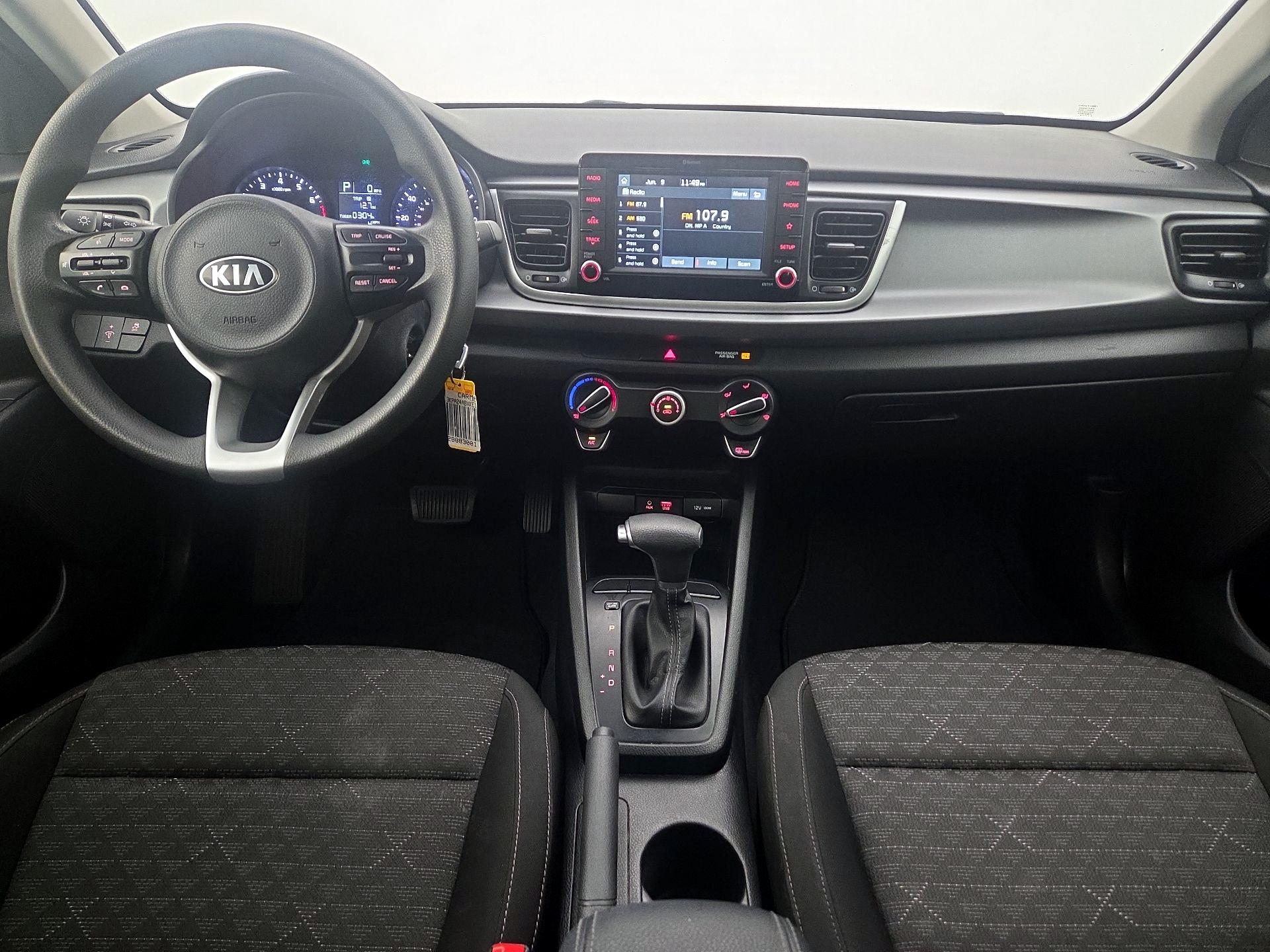 Thumbnail: 2019 Kia Rio - 9