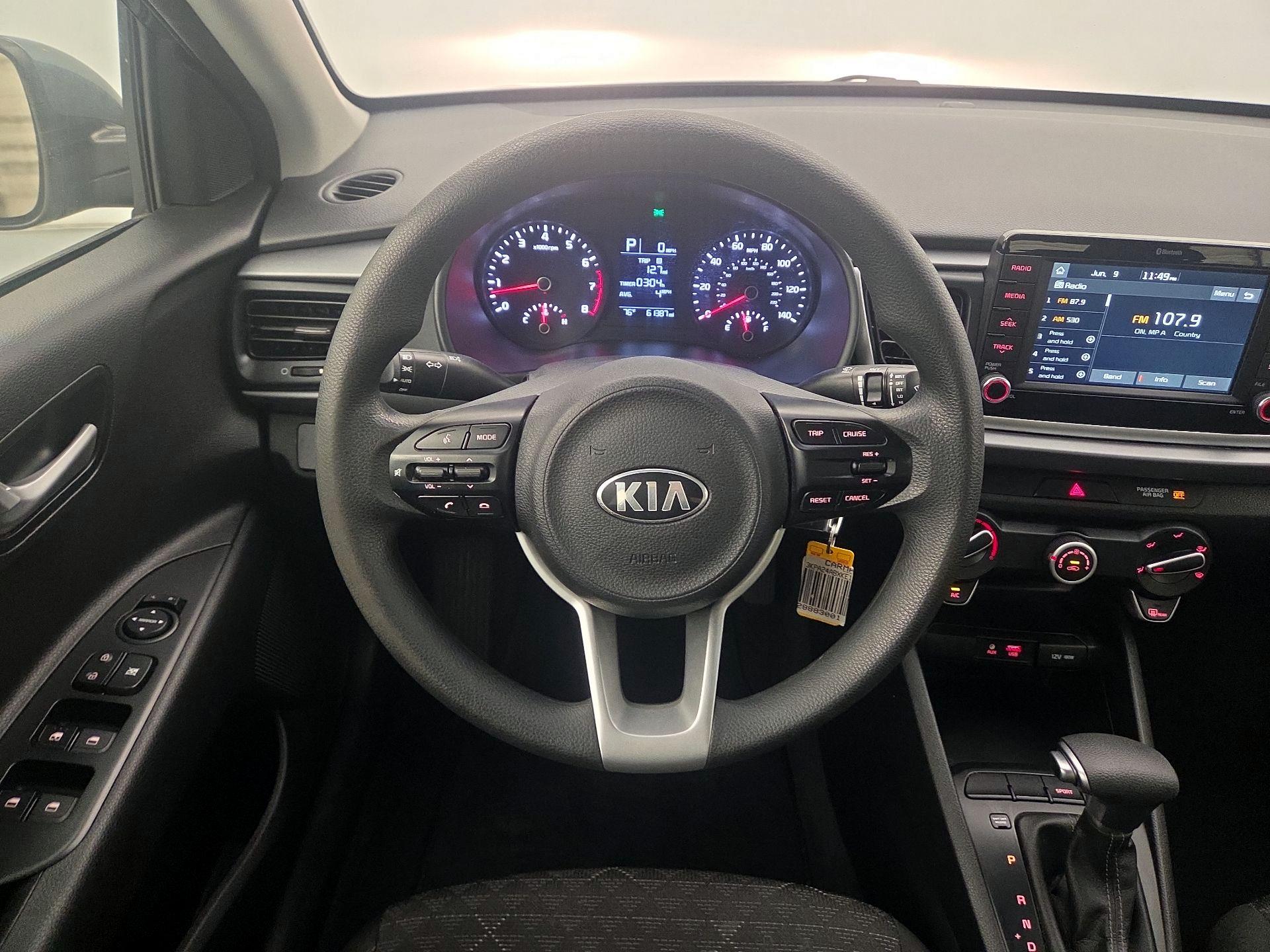 Thumbnail: 2019 Kia Rio - 10