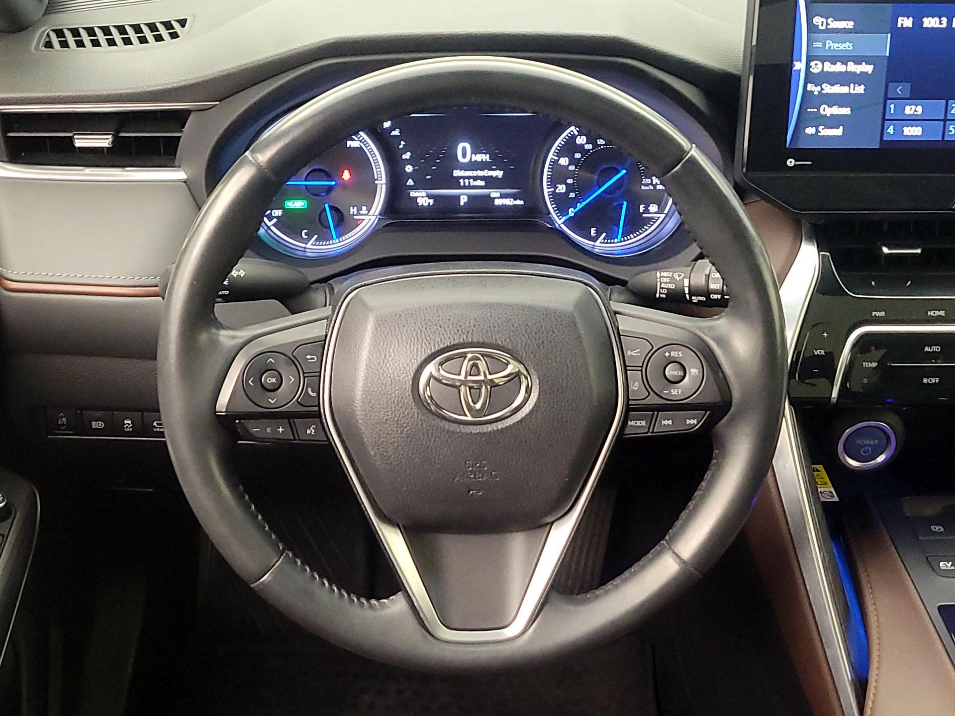 Thumbnail: 2021 Toyota Venza - 10