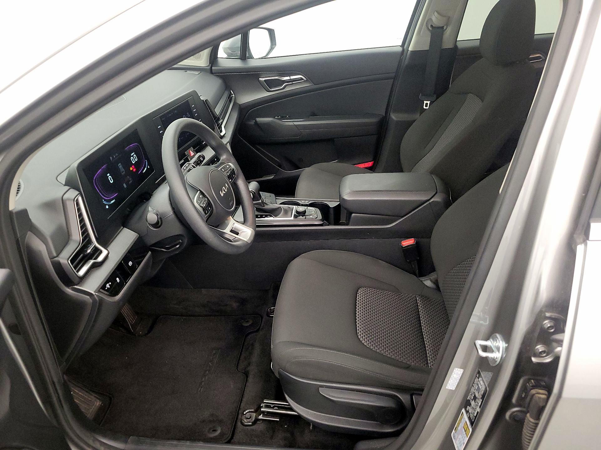 Thumbnail: 2025 Kia Sportage - 11