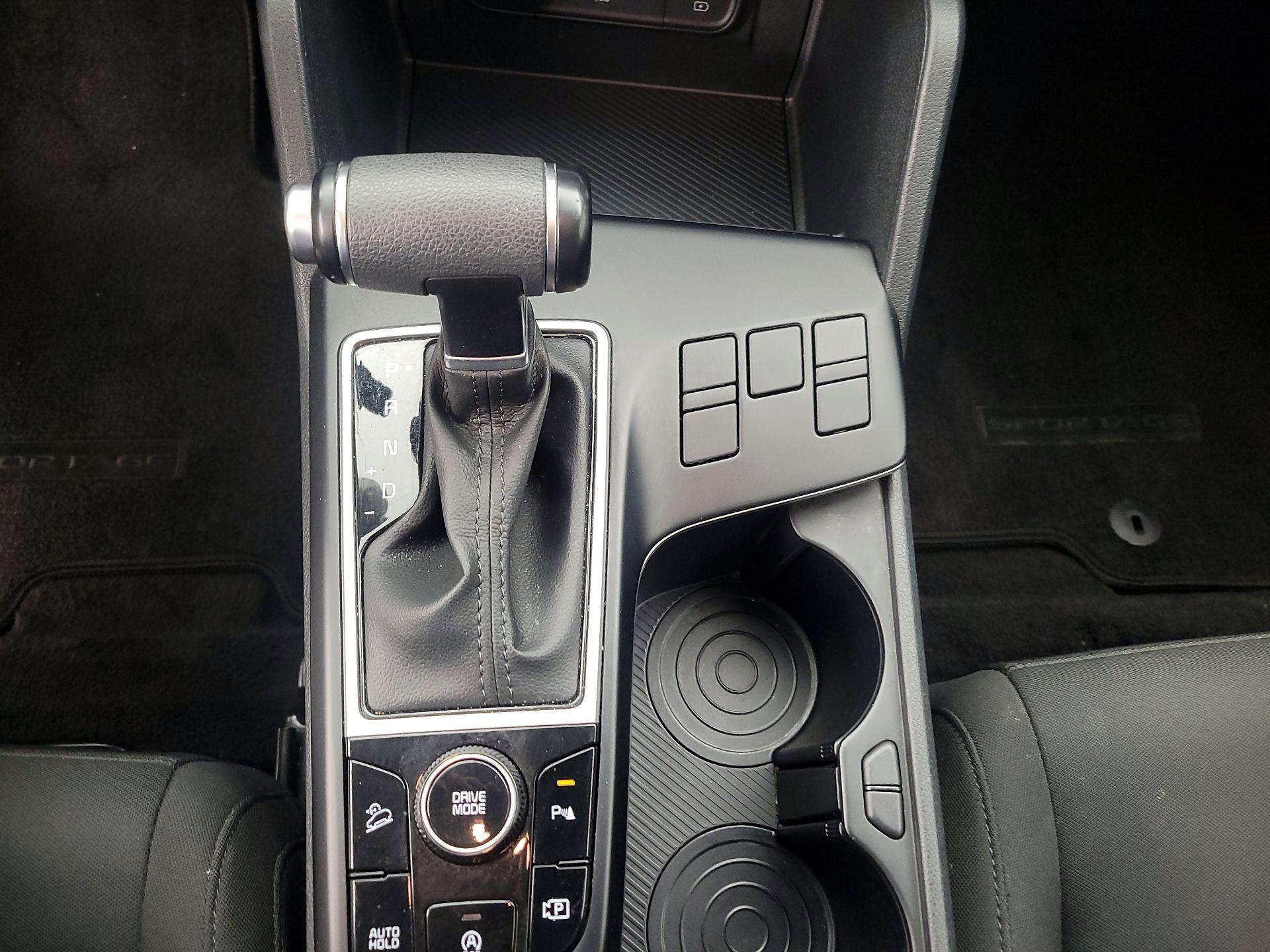 Thumbnail: 2025 Kia Sportage - 17