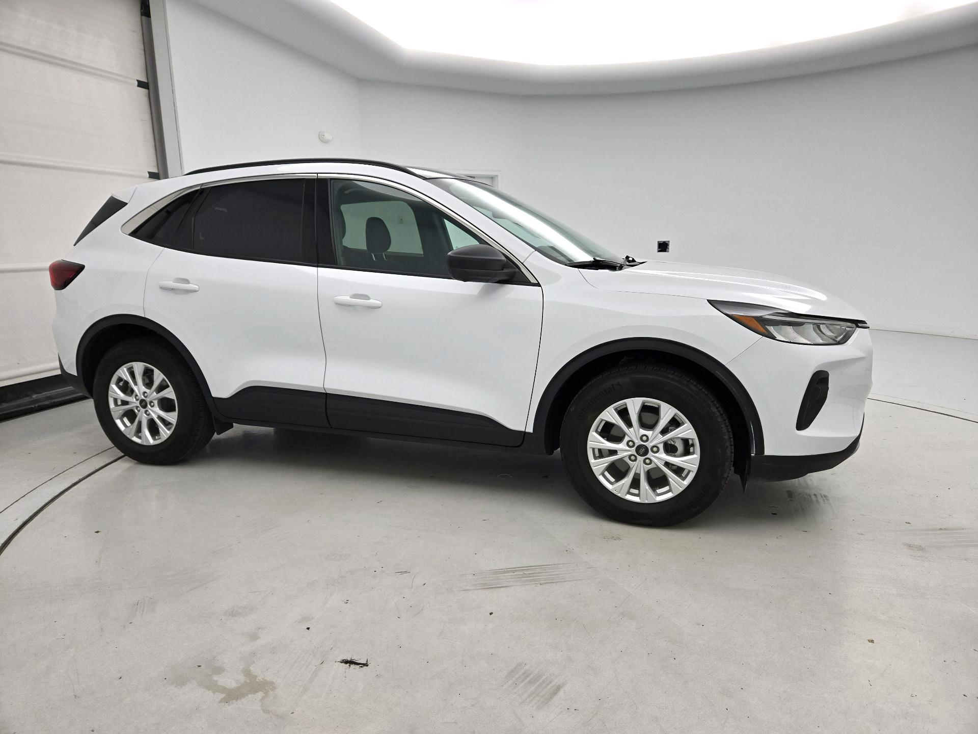 Thumbnail: 2024 Ford Escape - 4