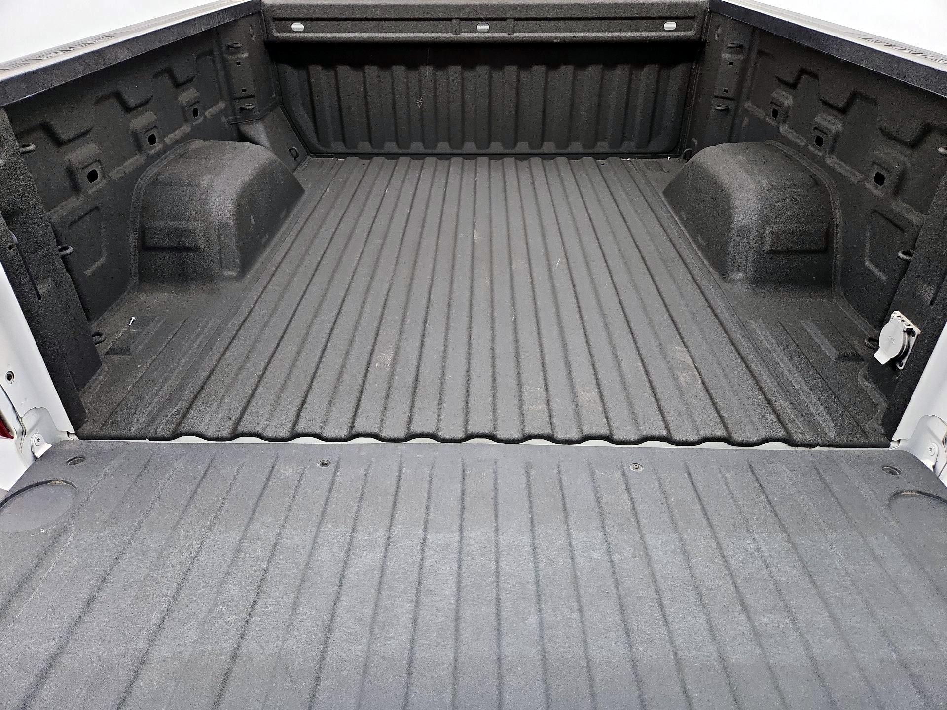 Thumbnail: 2024 Chevrolet Silverado 1500 - 20