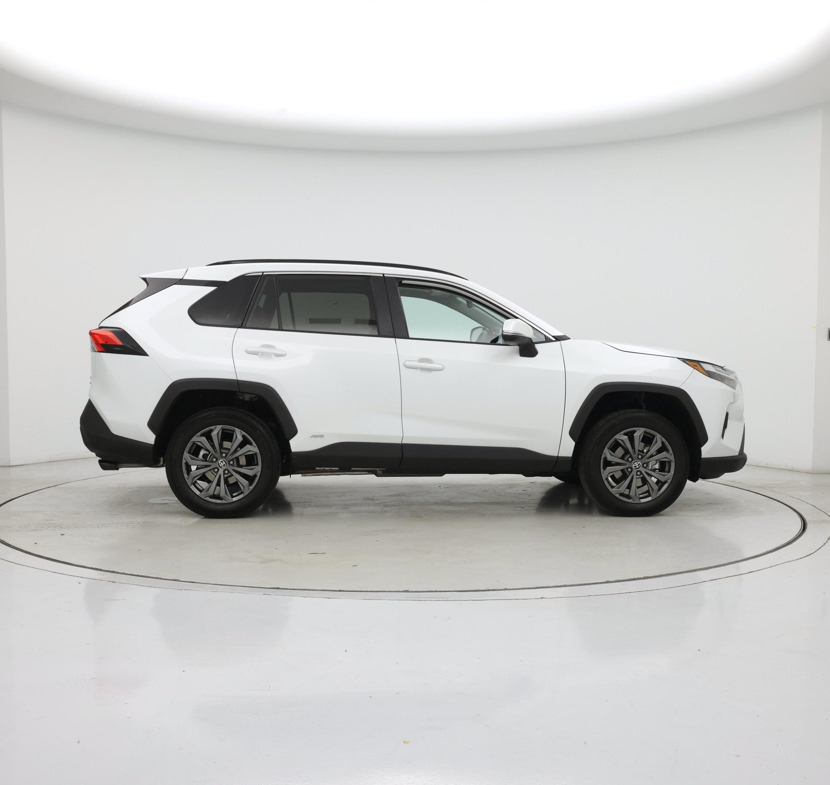 Thumbnail: 2025 Toyota RAV4 - 7