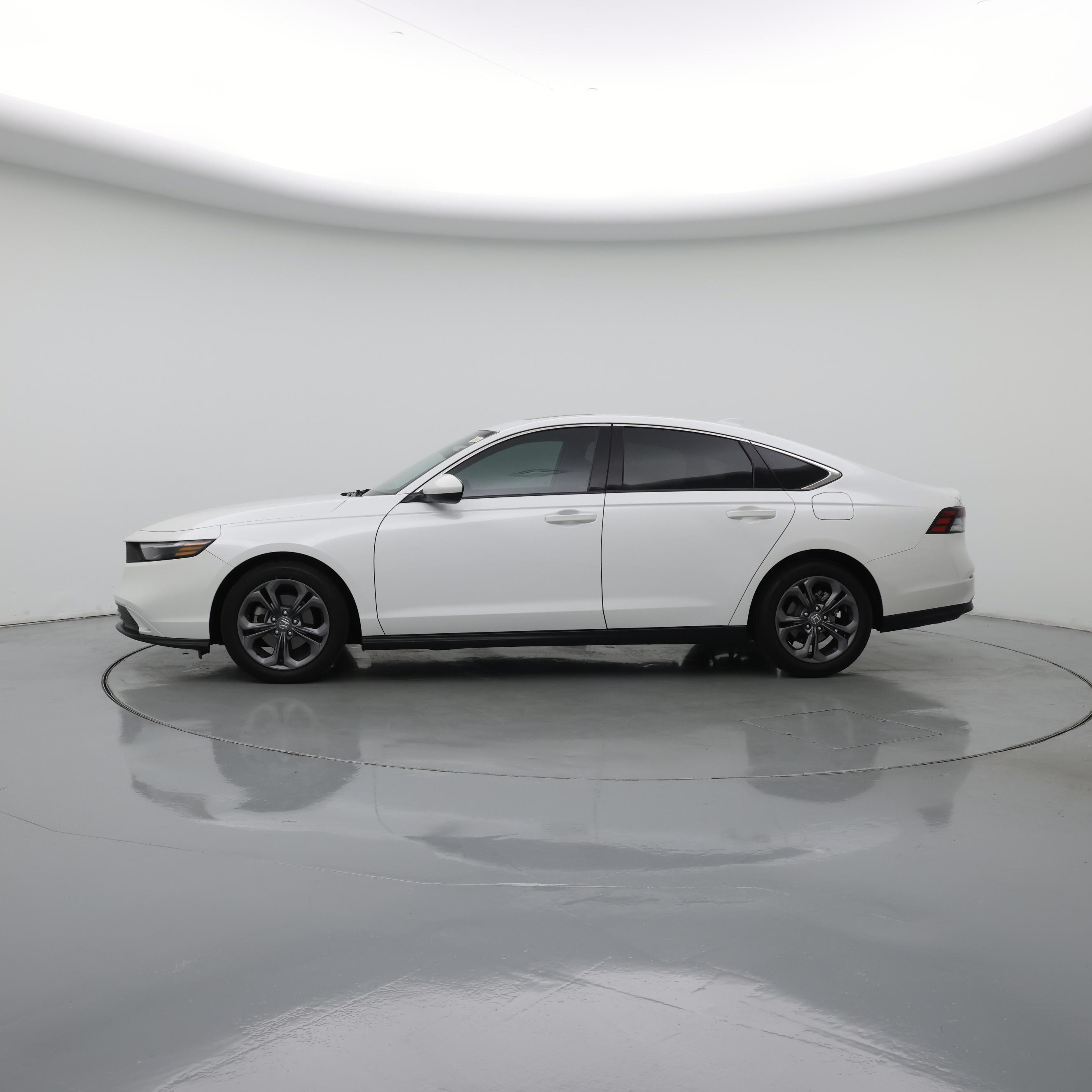 Thumbnail: 2023 Honda Accord - 3