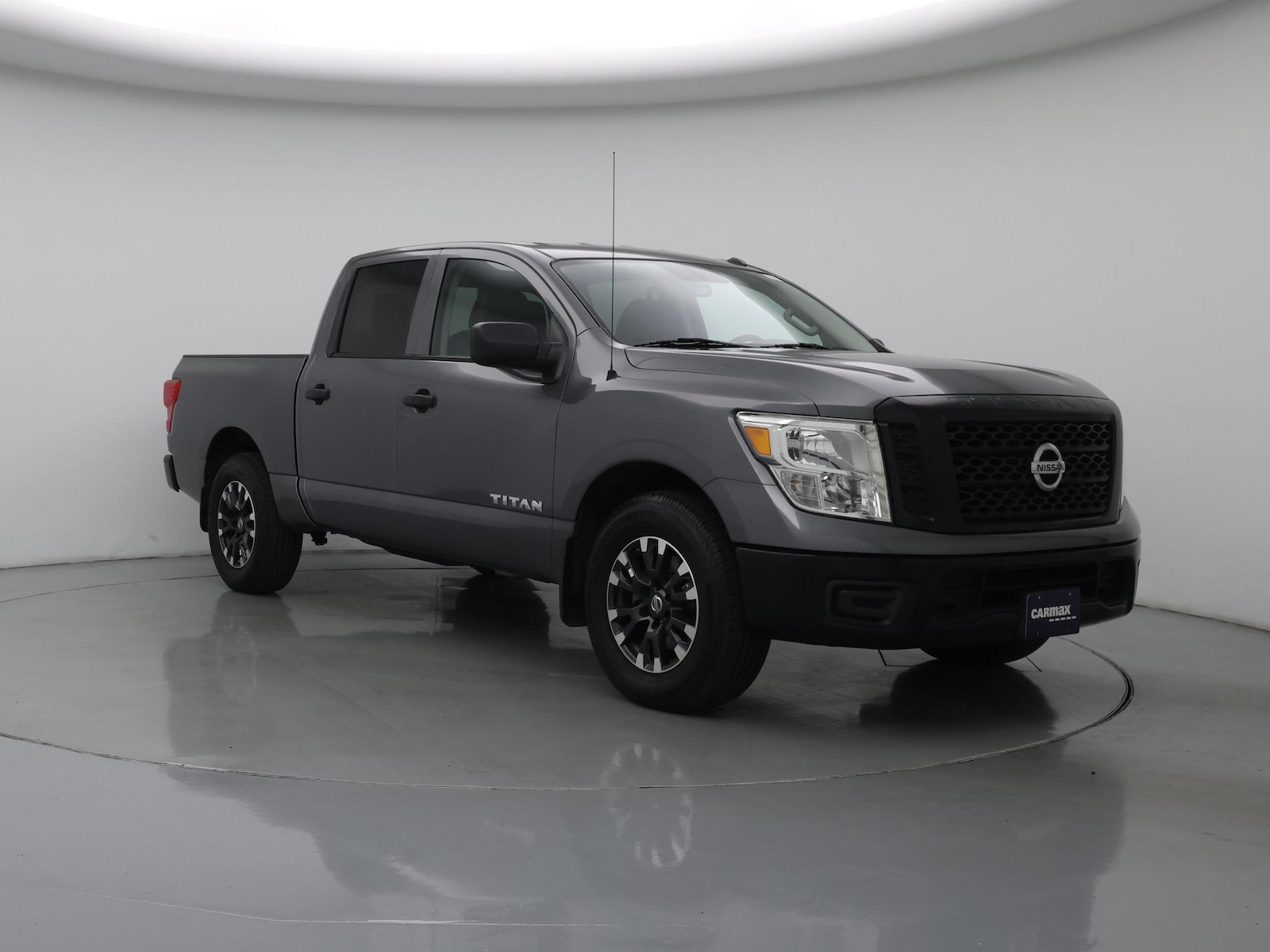 2019 Nissan Titan S - Photo 2