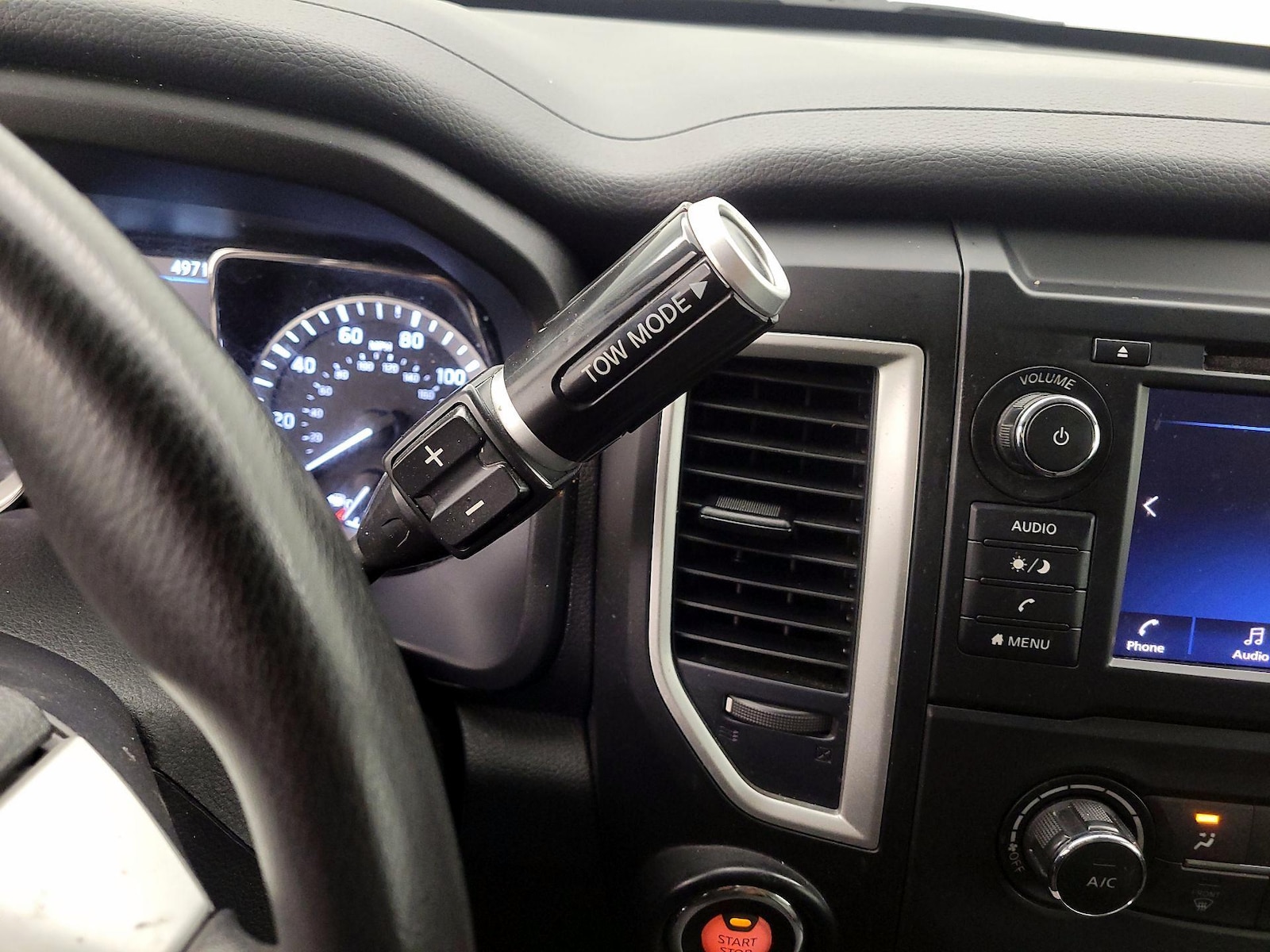 2019 Nissan Titan S - Photo 18