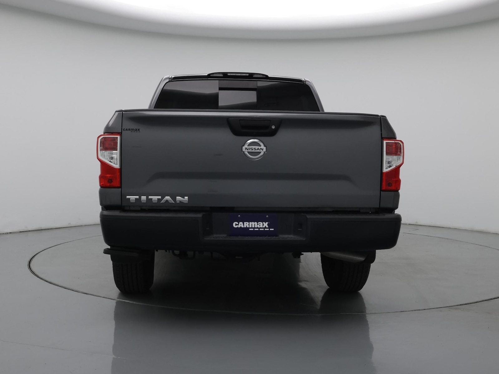 2019 Nissan Titan S - Photo 7