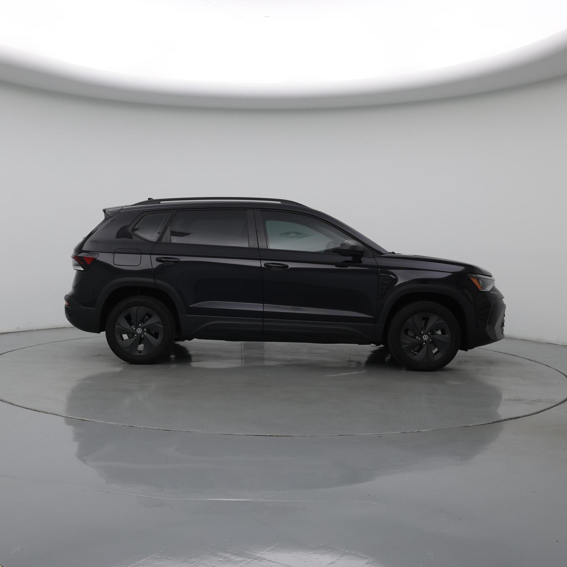 Thumbnail: 2025 Volkswagen Taos - 7