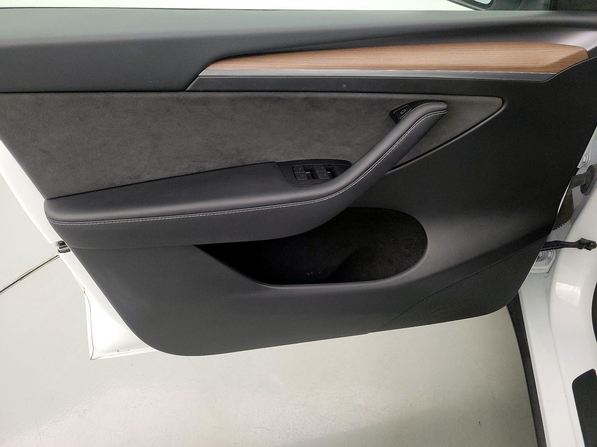 Thumbnail: 2024 Tesla Model Y - 12