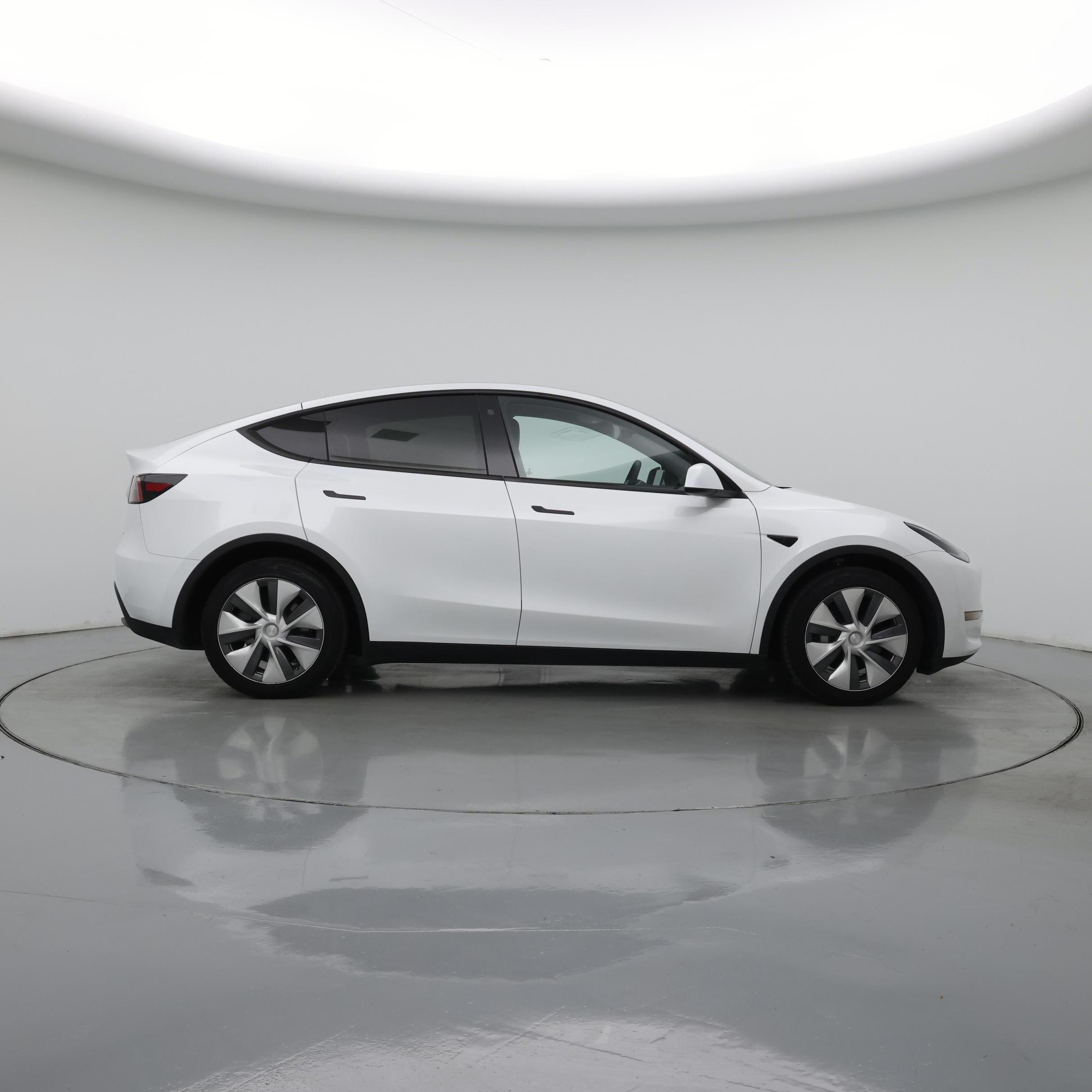 Thumbnail: 2023 Tesla Model Y - 7