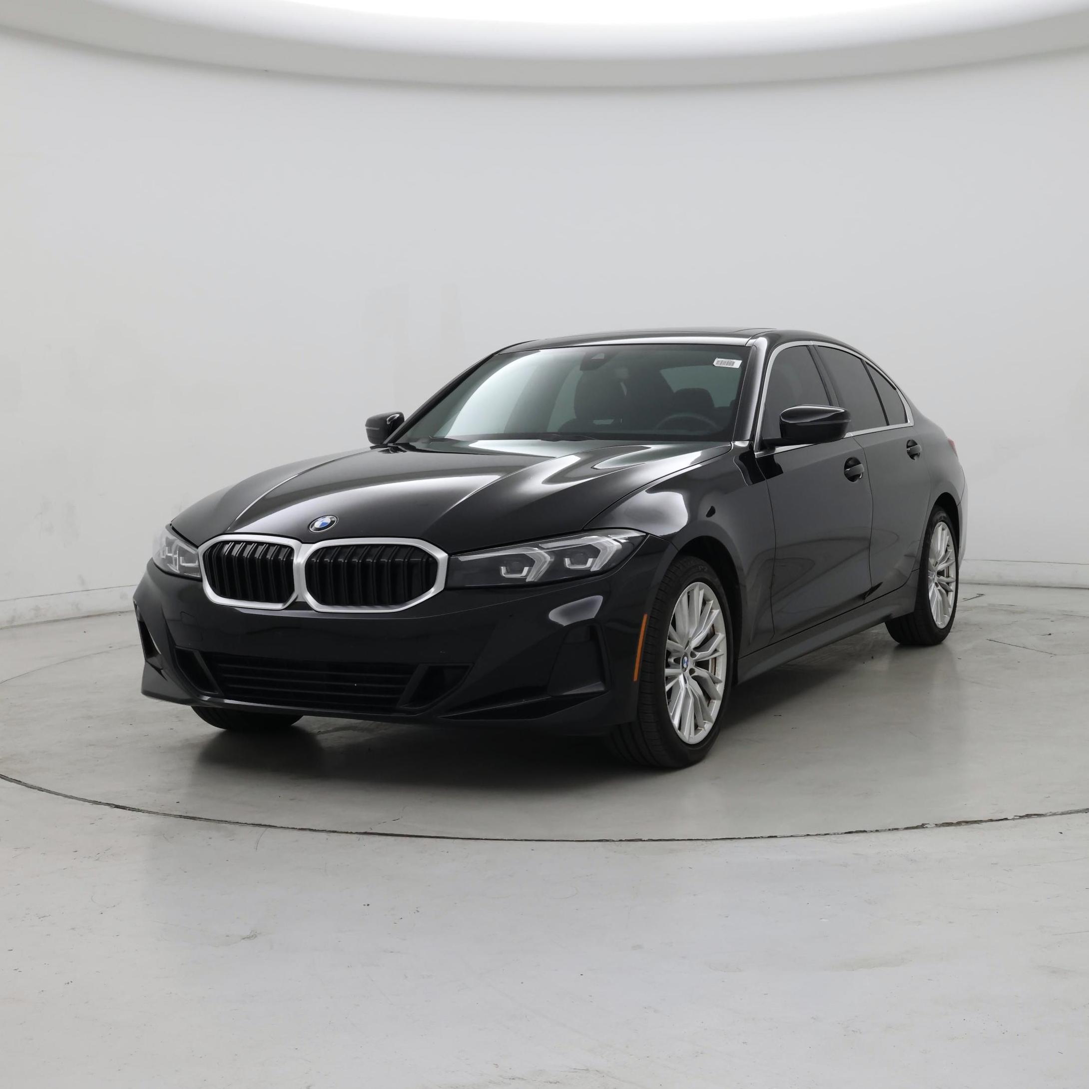 Thumbnail: 2024 BMW 3 Series - 4