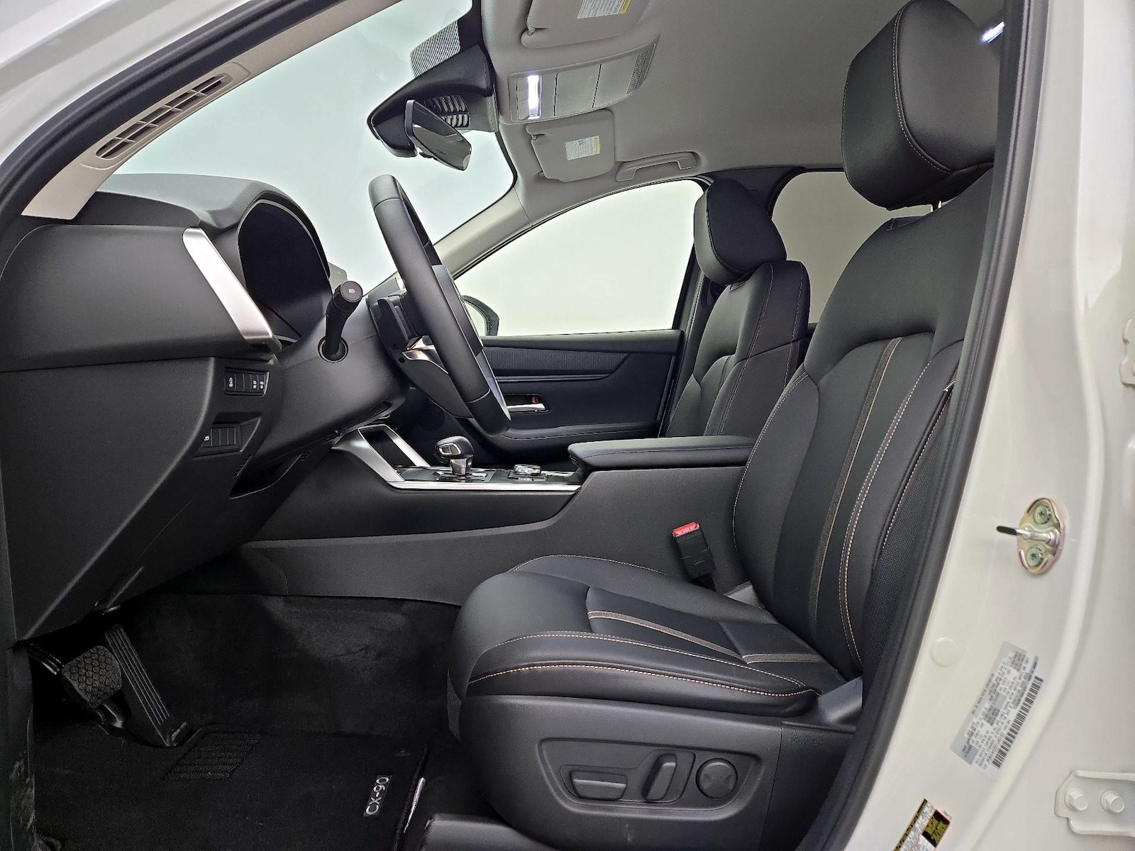 2025 Mazda CX-90 Select Package - Photo 10