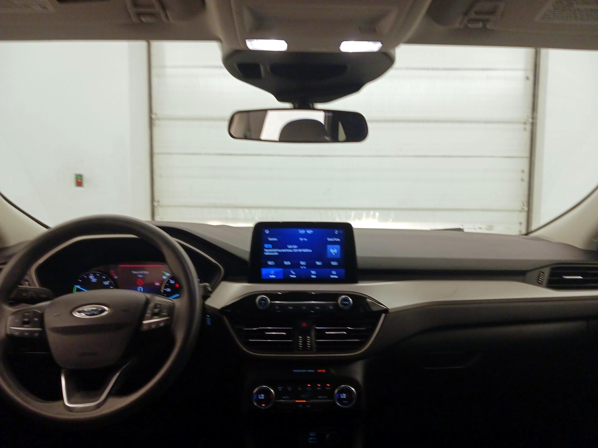 Thumbnail: 2021 Ford Escape - 9