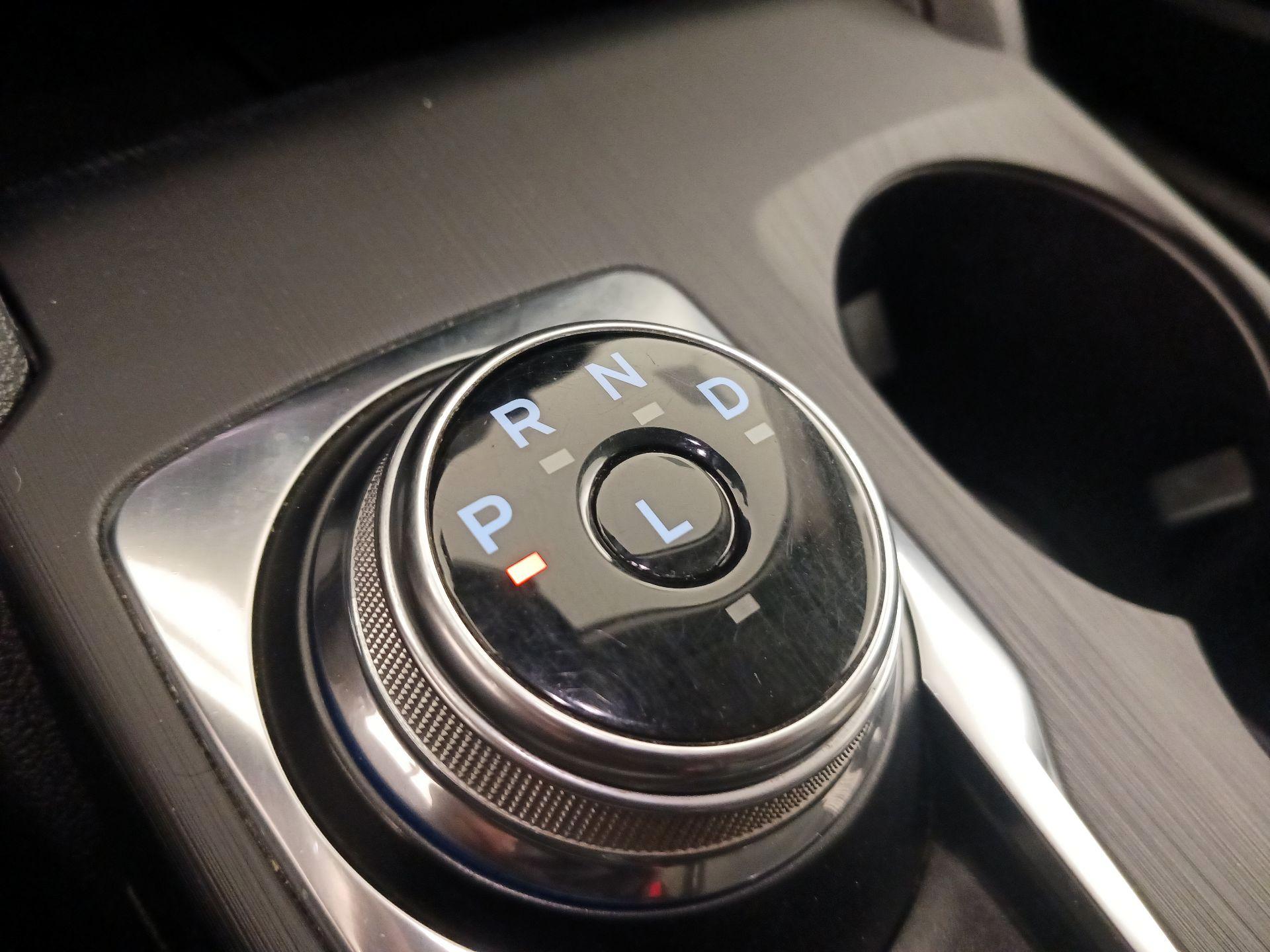 Thumbnail: 2021 Ford Escape - 17