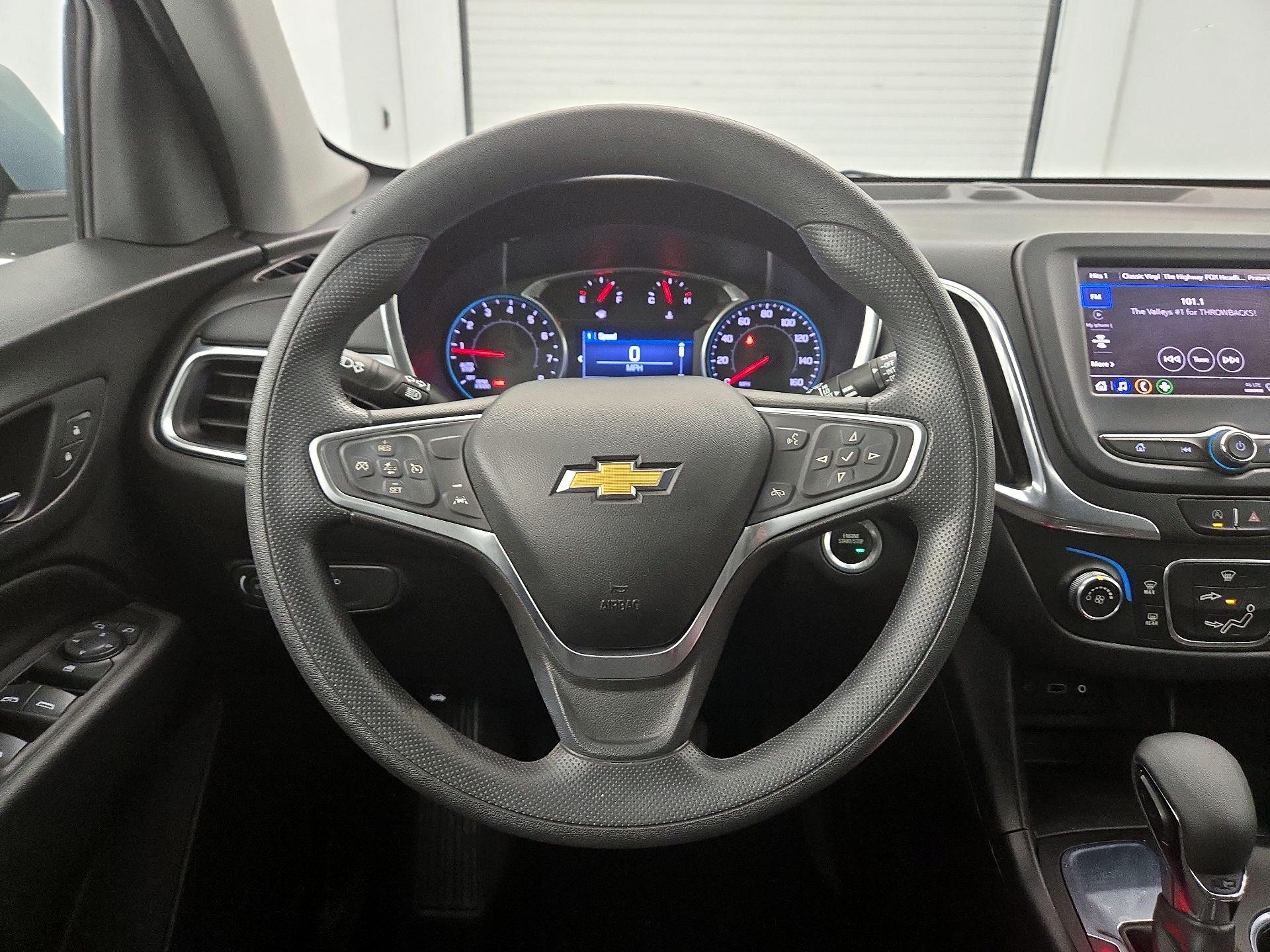 Thumbnail: 2022 Chevrolet Equinox - 10