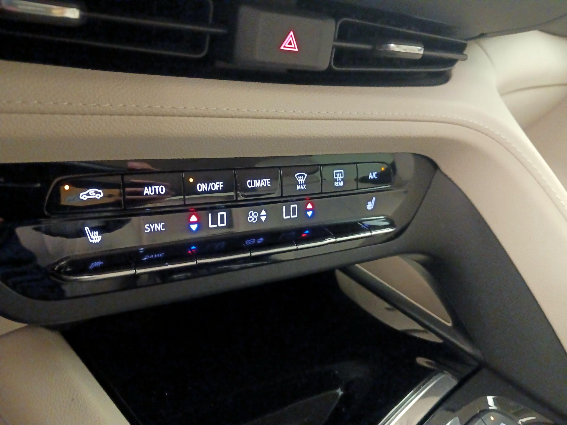 Thumbnail: 2023 Buick Envision - 16