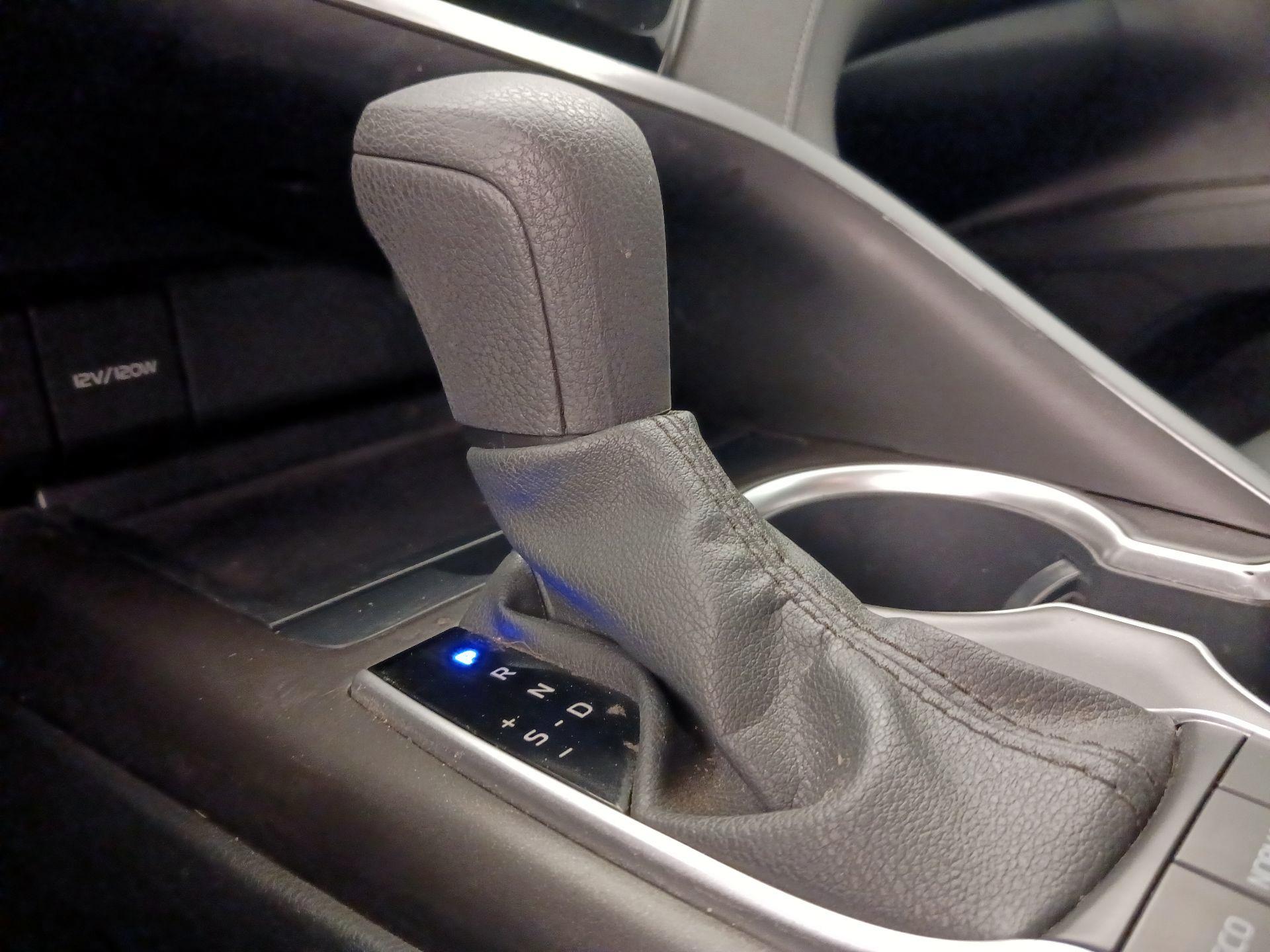 Thumbnail: 2023 Toyota Camry - 17