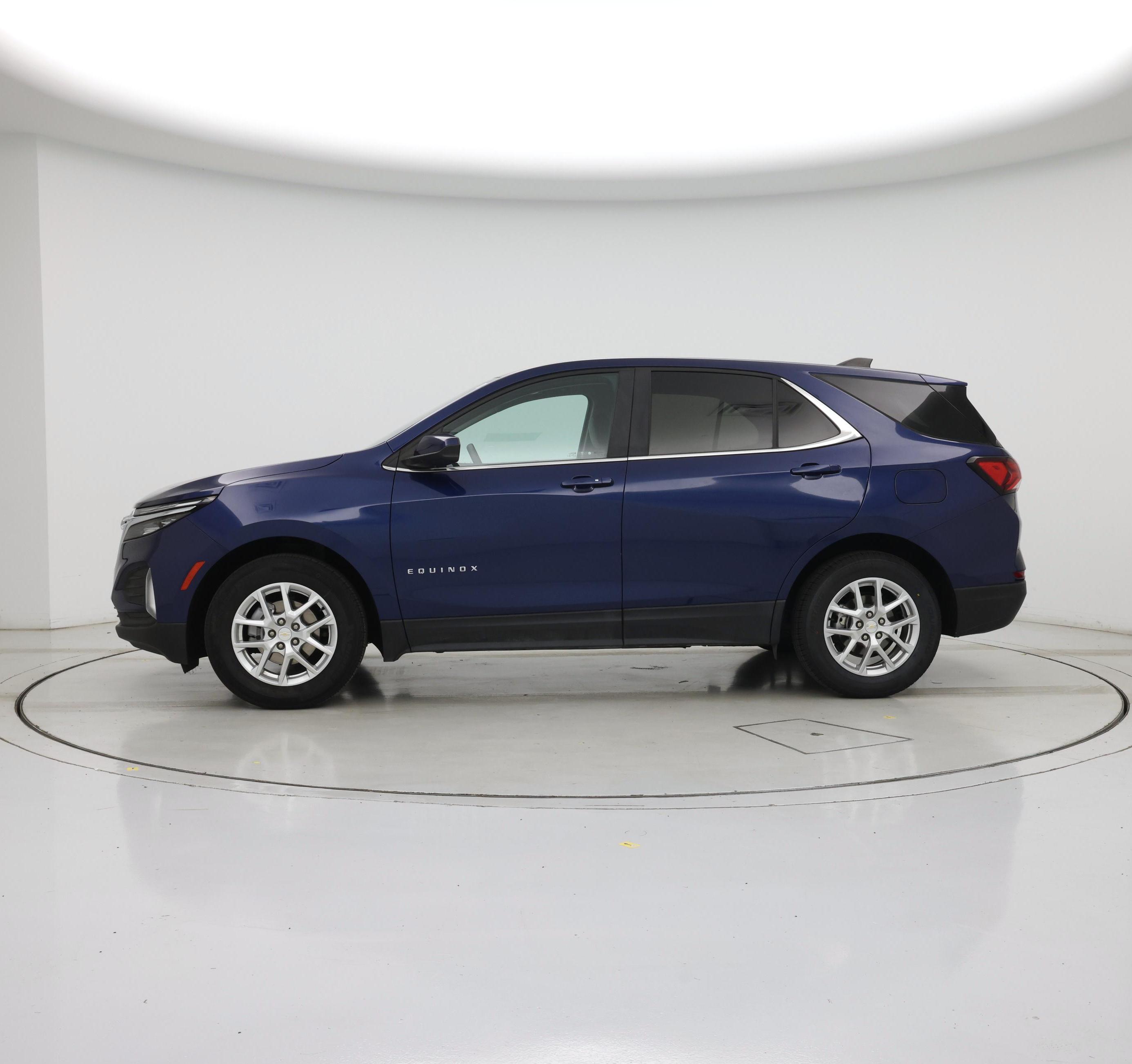 Thumbnail: 2023 Chevrolet Equinox - 3