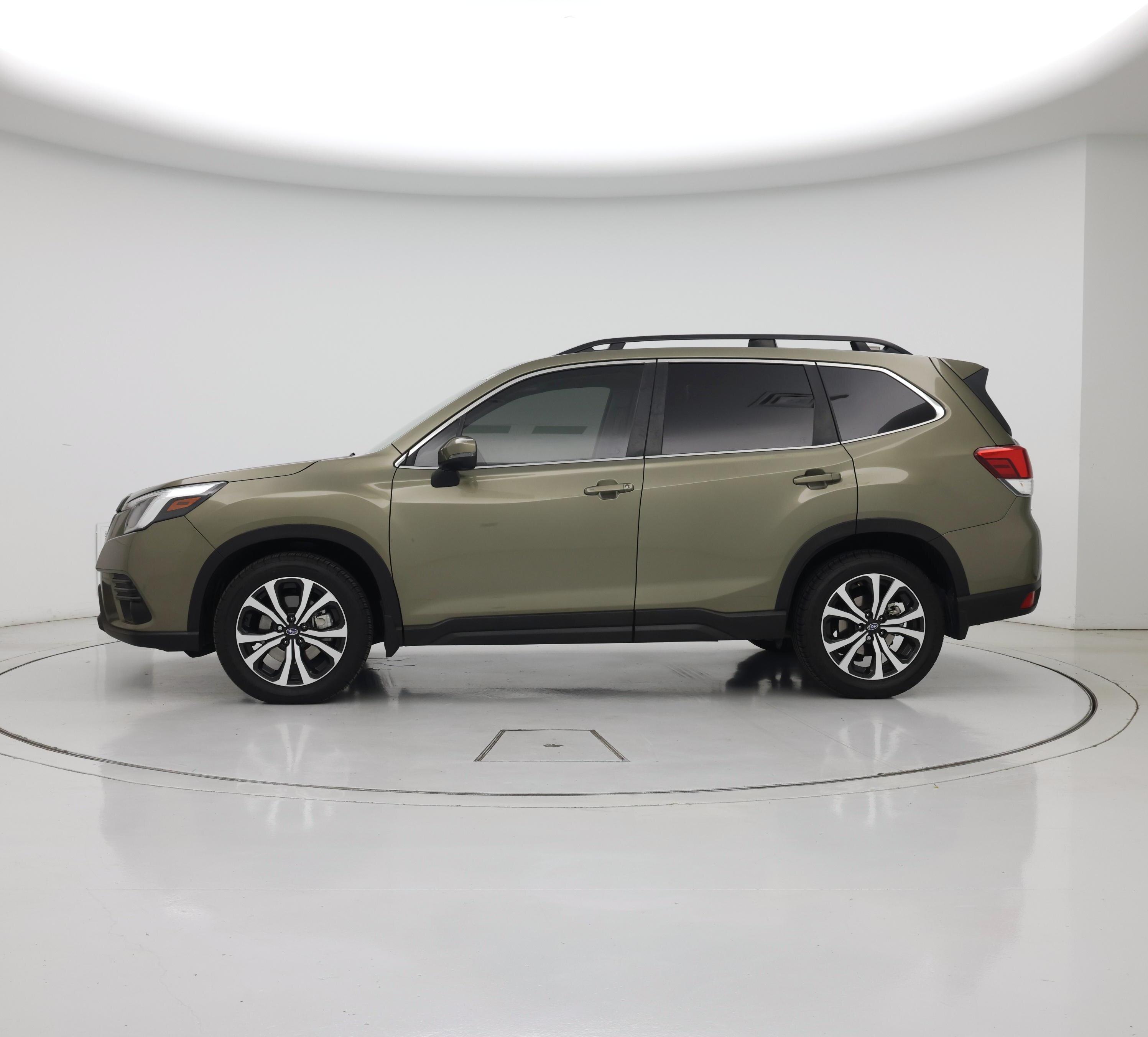 Thumbnail: 2022 Subaru Forester - 3