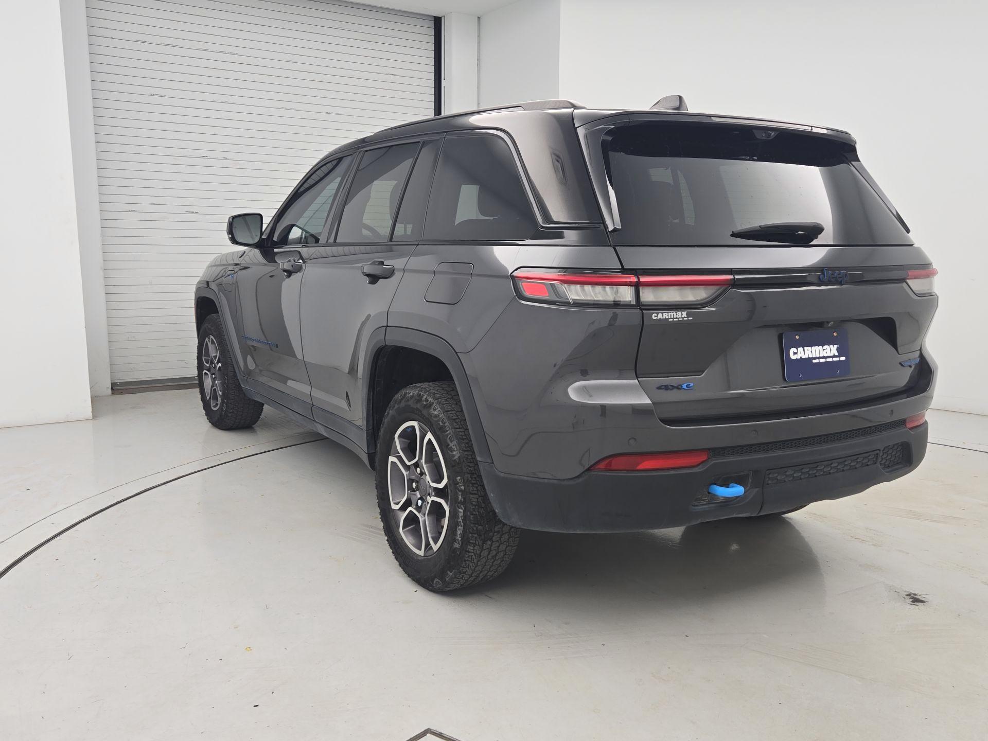 Thumbnail: 2023 Jeep Grand Cherokee - 7