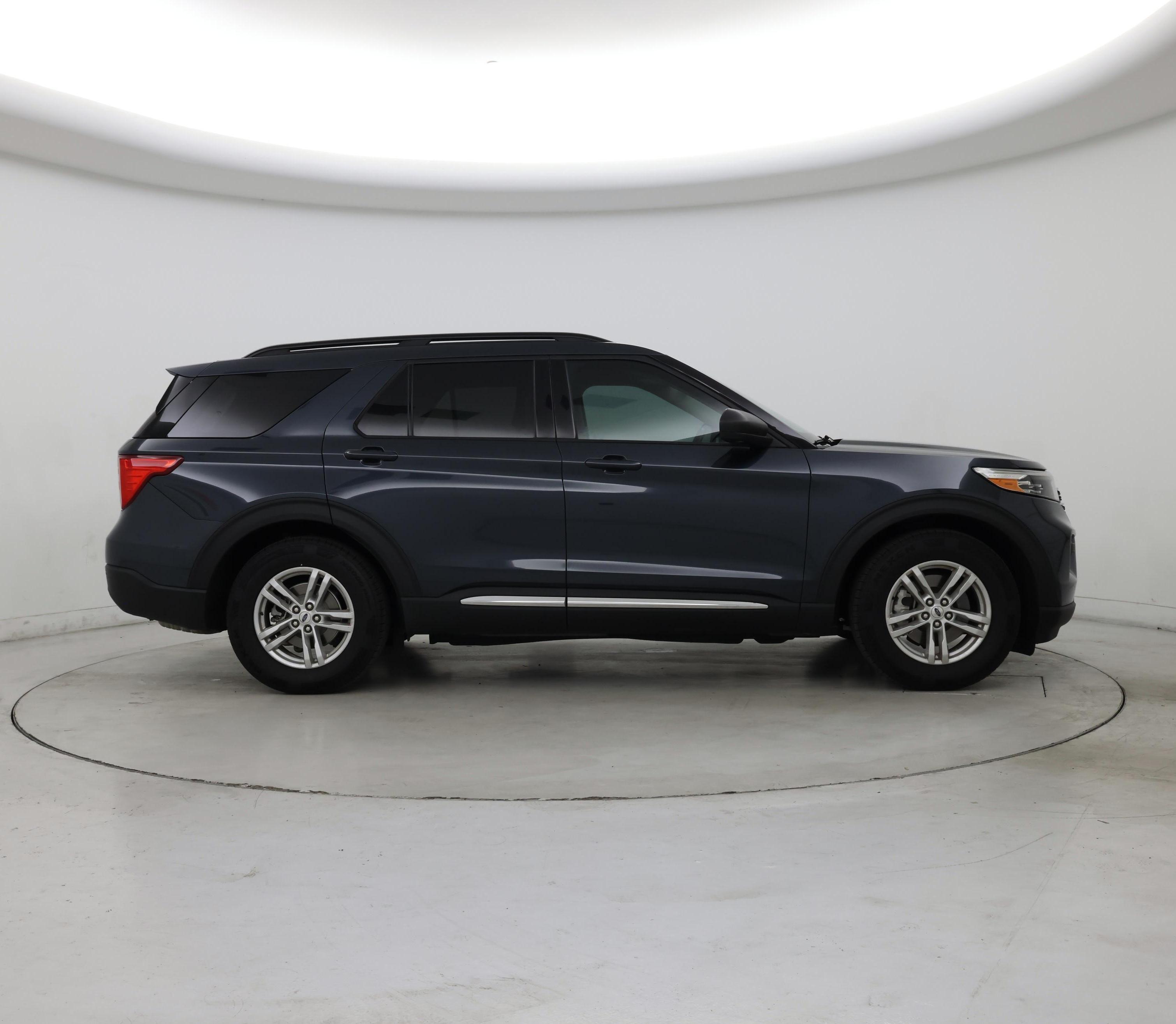 Thumbnail: 2022 Ford Explorer - 7