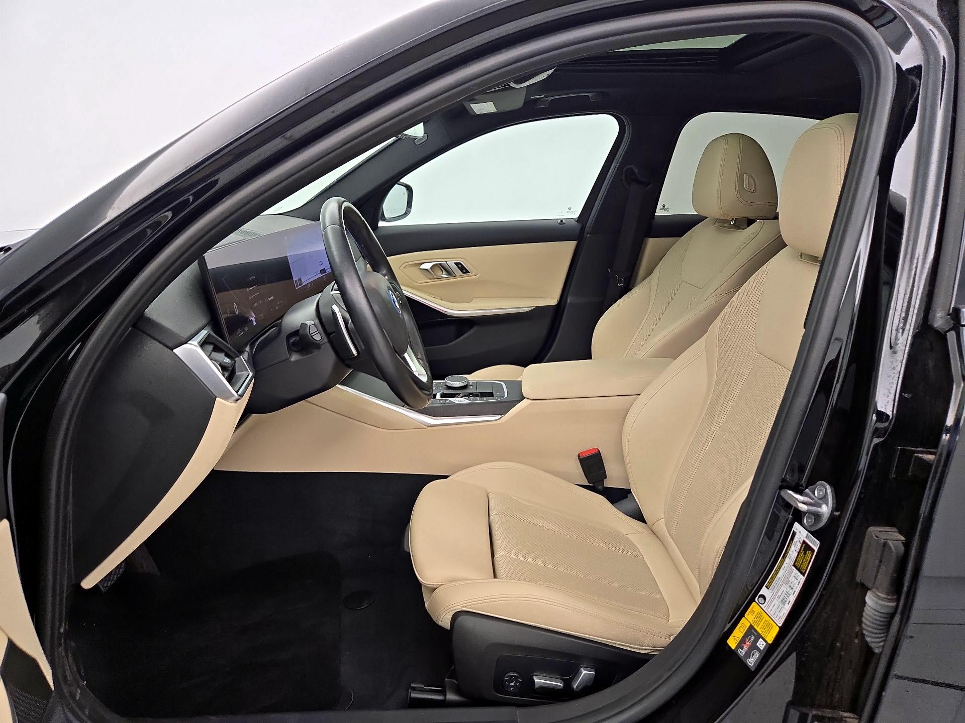Thumbnail: 2023 BMW 3 Series - 11