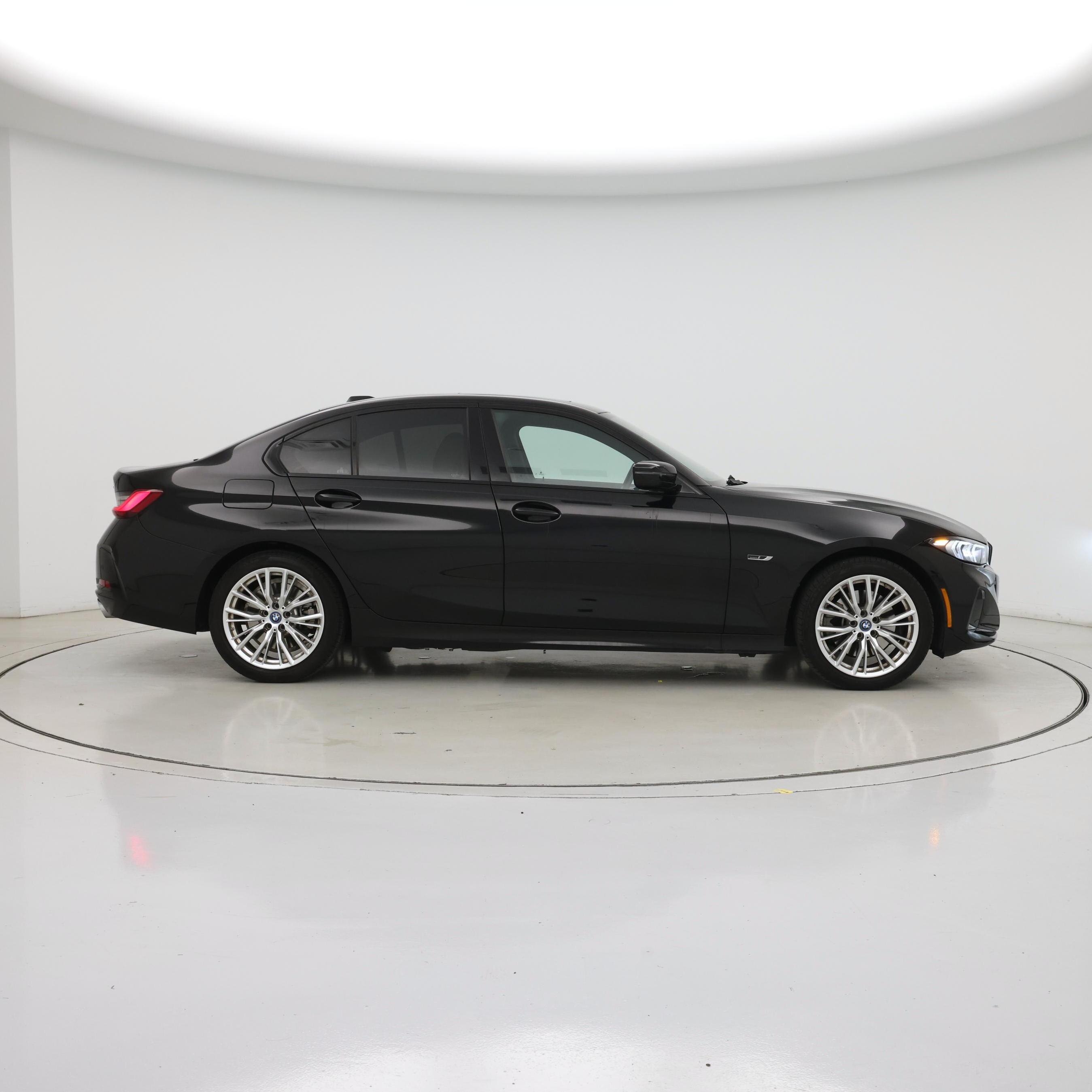 Thumbnail: 2023 BMW 3 Series - 7