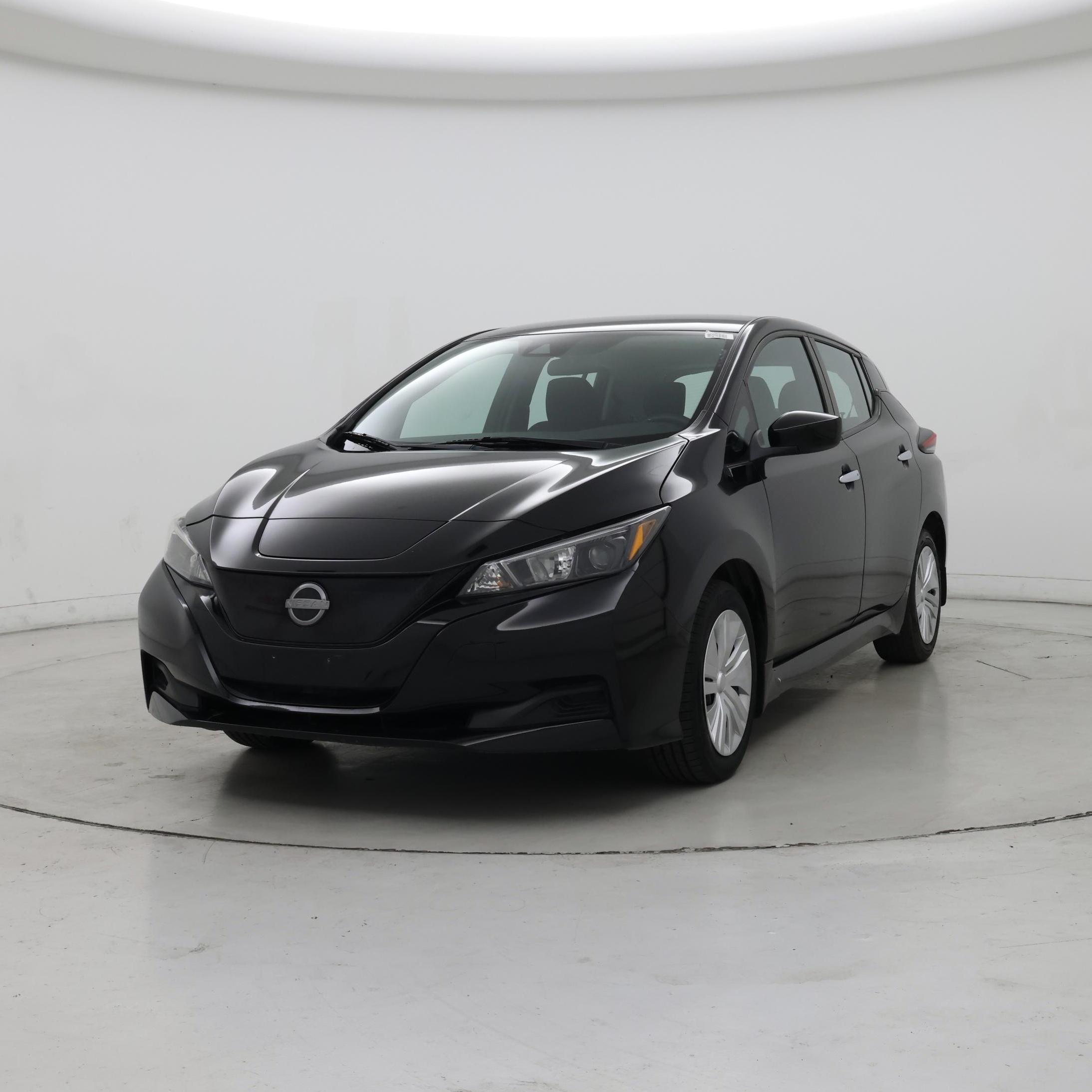 Thumbnail: 2023 Nissan Leaf - 4