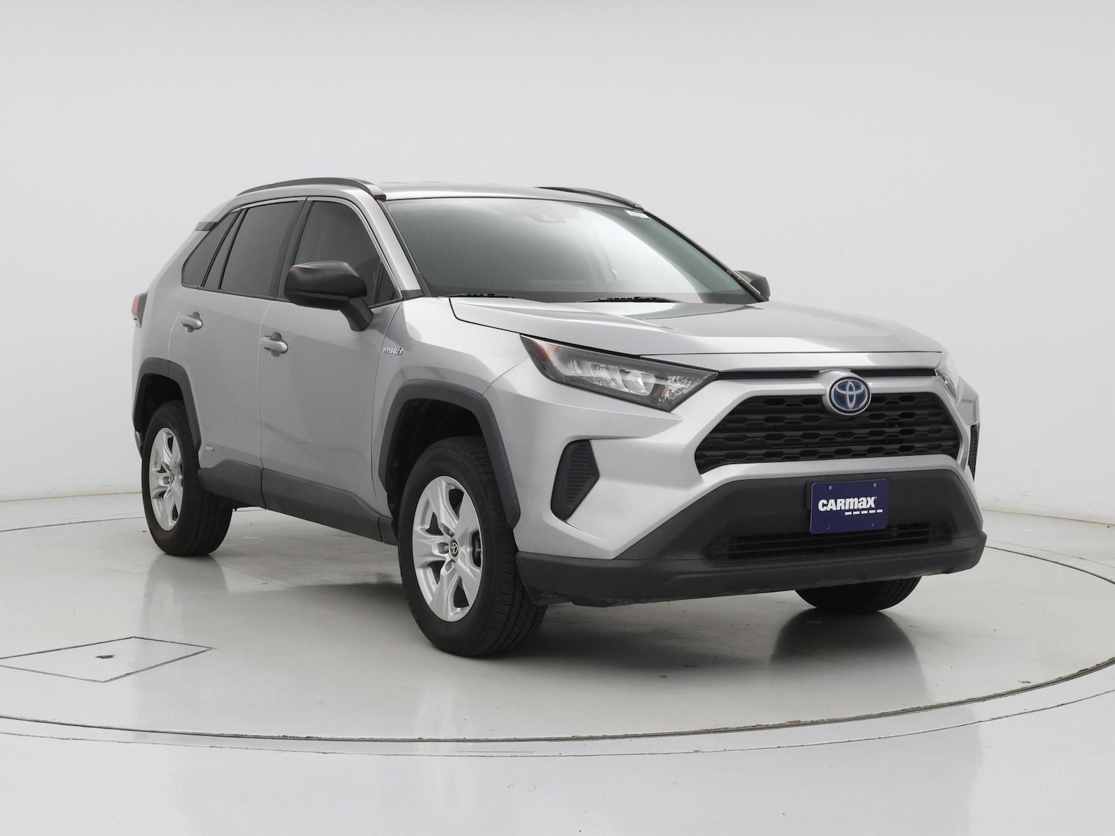2021 Toyota RAV4 LE - Photo 2