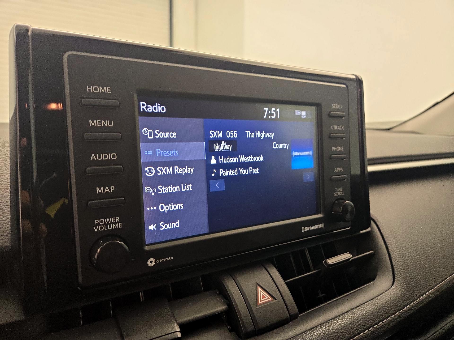 Thumbnail: 2021 Toyota RAV4 - 15