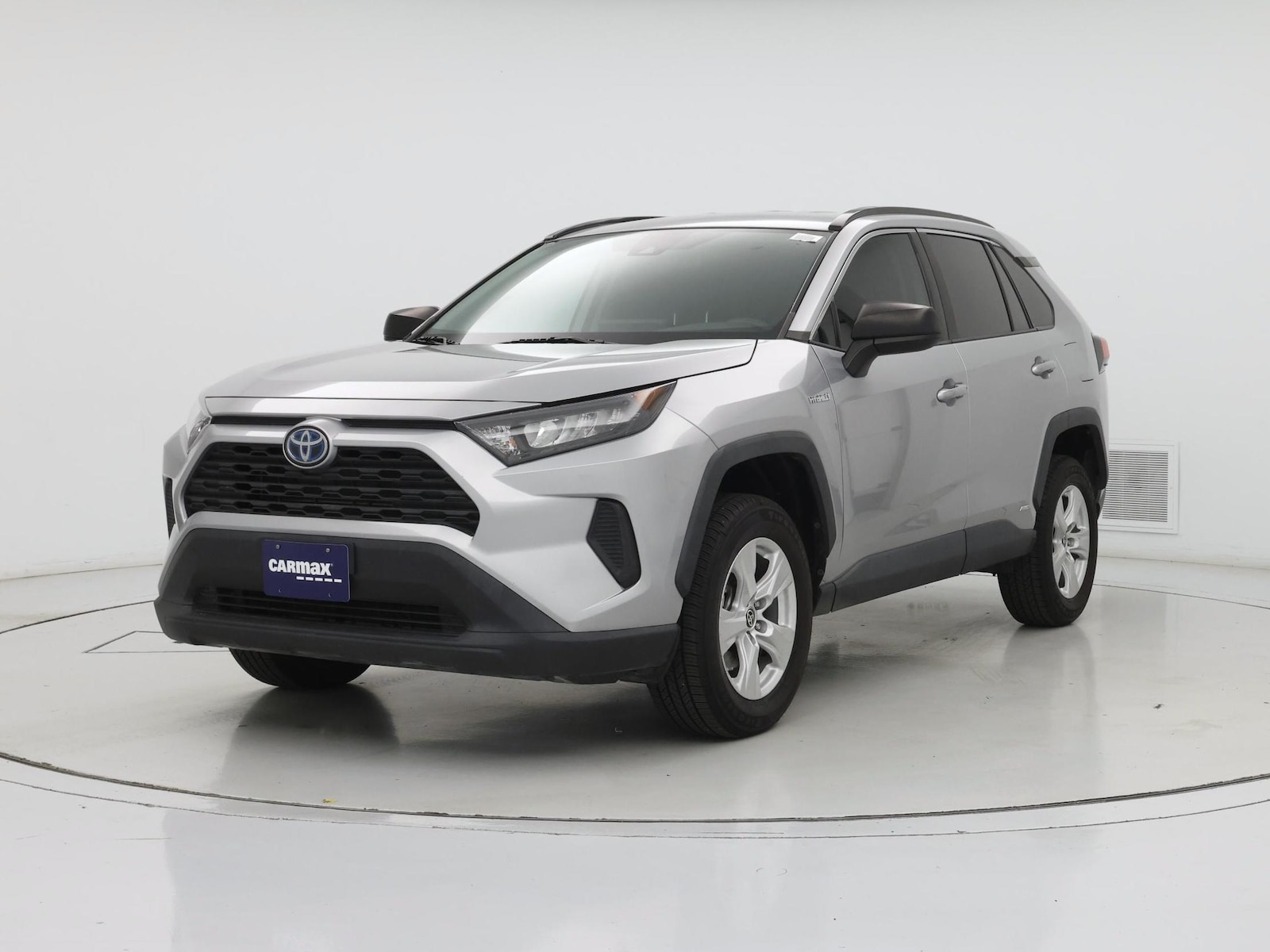 2021 Toyota RAV4 LE - Photo 5