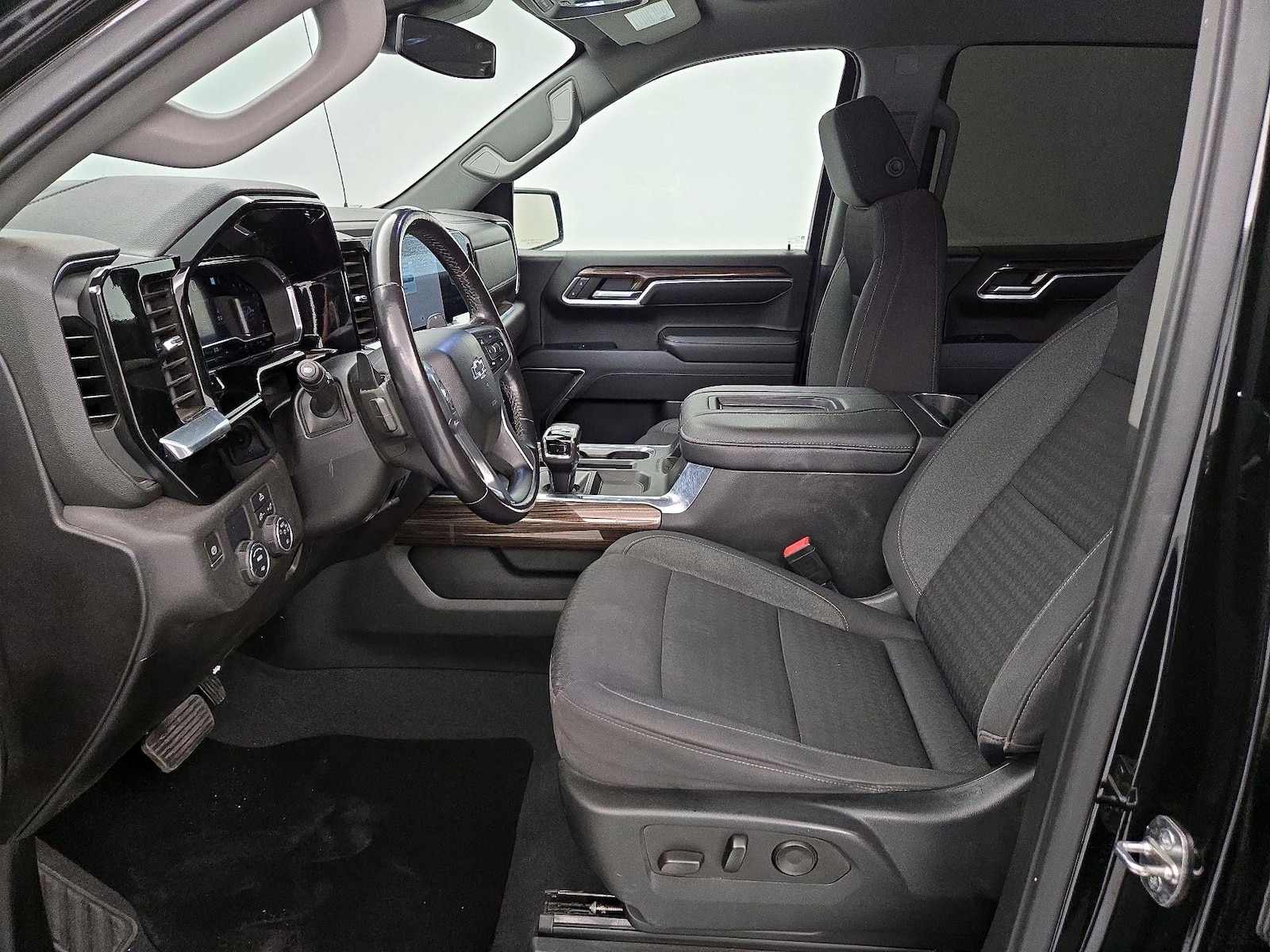 2022 Chevrolet Silverado 1500 RST - Photo 10