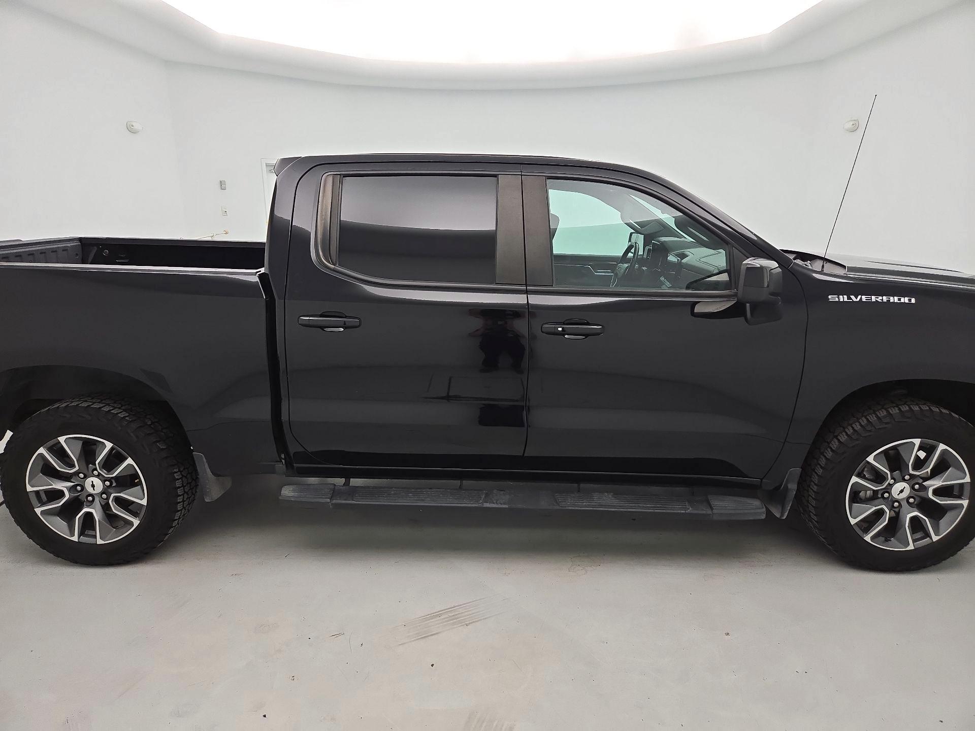 Thumbnail: 2022 Chevrolet Silverado 1500 - 4