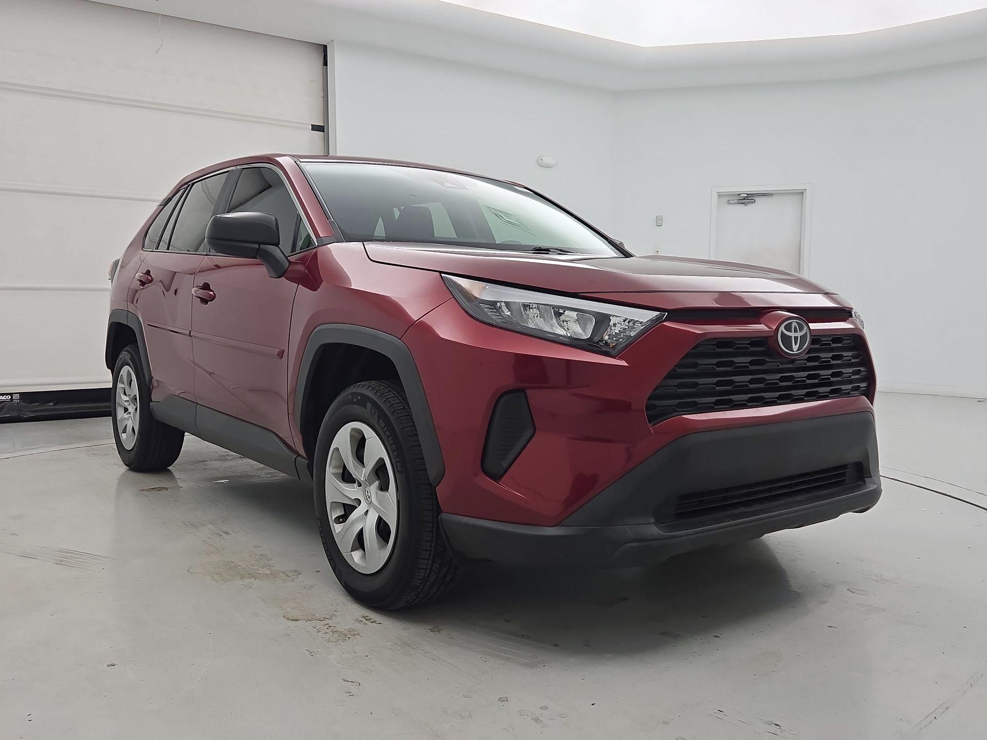 Thumbnail: 2022 Toyota RAV4 - 1